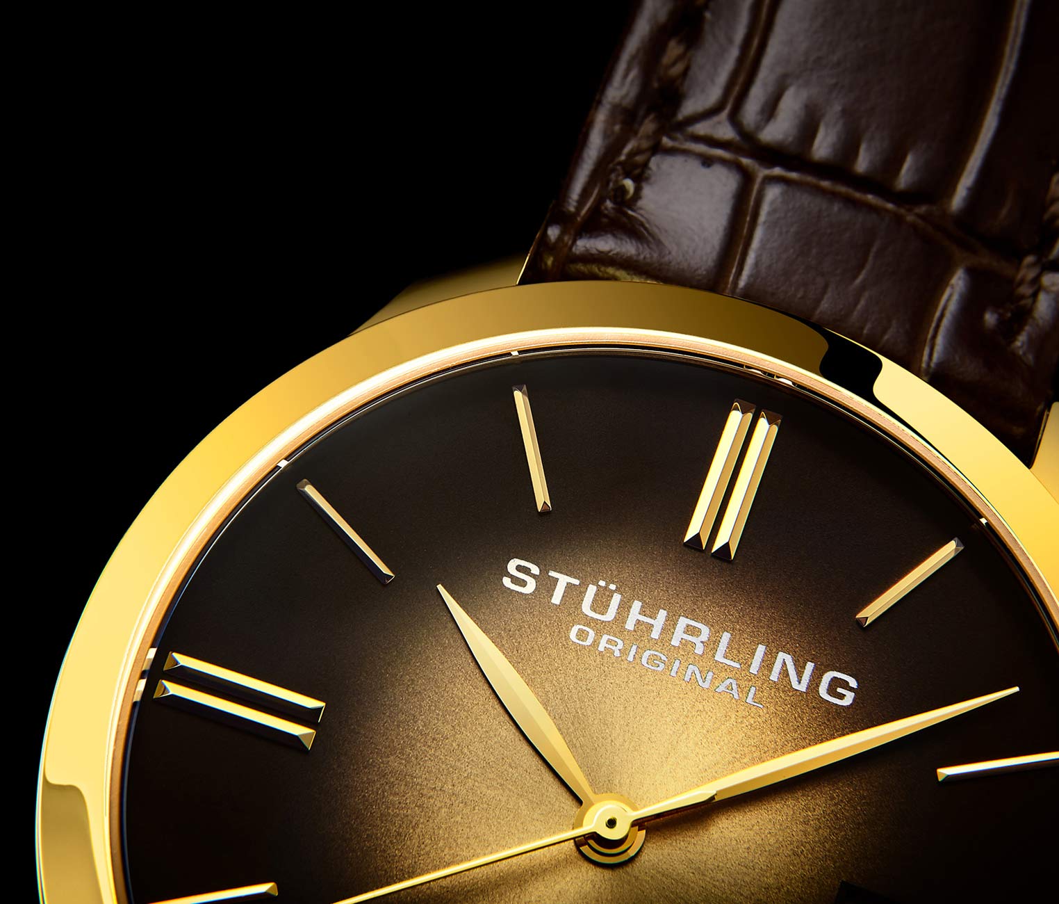 Cuvette II 490 Quartz 42mm Classic Watch - Stylish Men's Dress Watch for Business & Formal Occasions