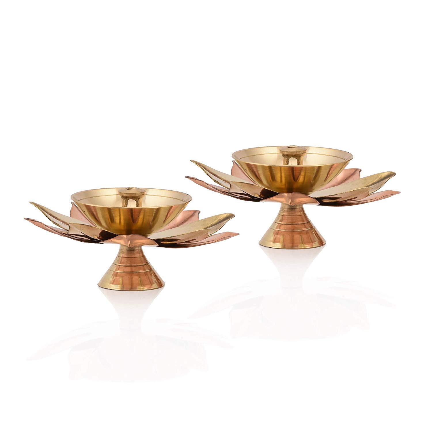 Antique Brass Lotus Oil Lamp for Hindu Puja - Handcrafted Kamal Diya for Home Temple Decor (2-Pack, Gold Finish, 8.9x8.8x6.3cm) - Perfect for Diwali, Wedding Gifts & Spiritual Ceremonies