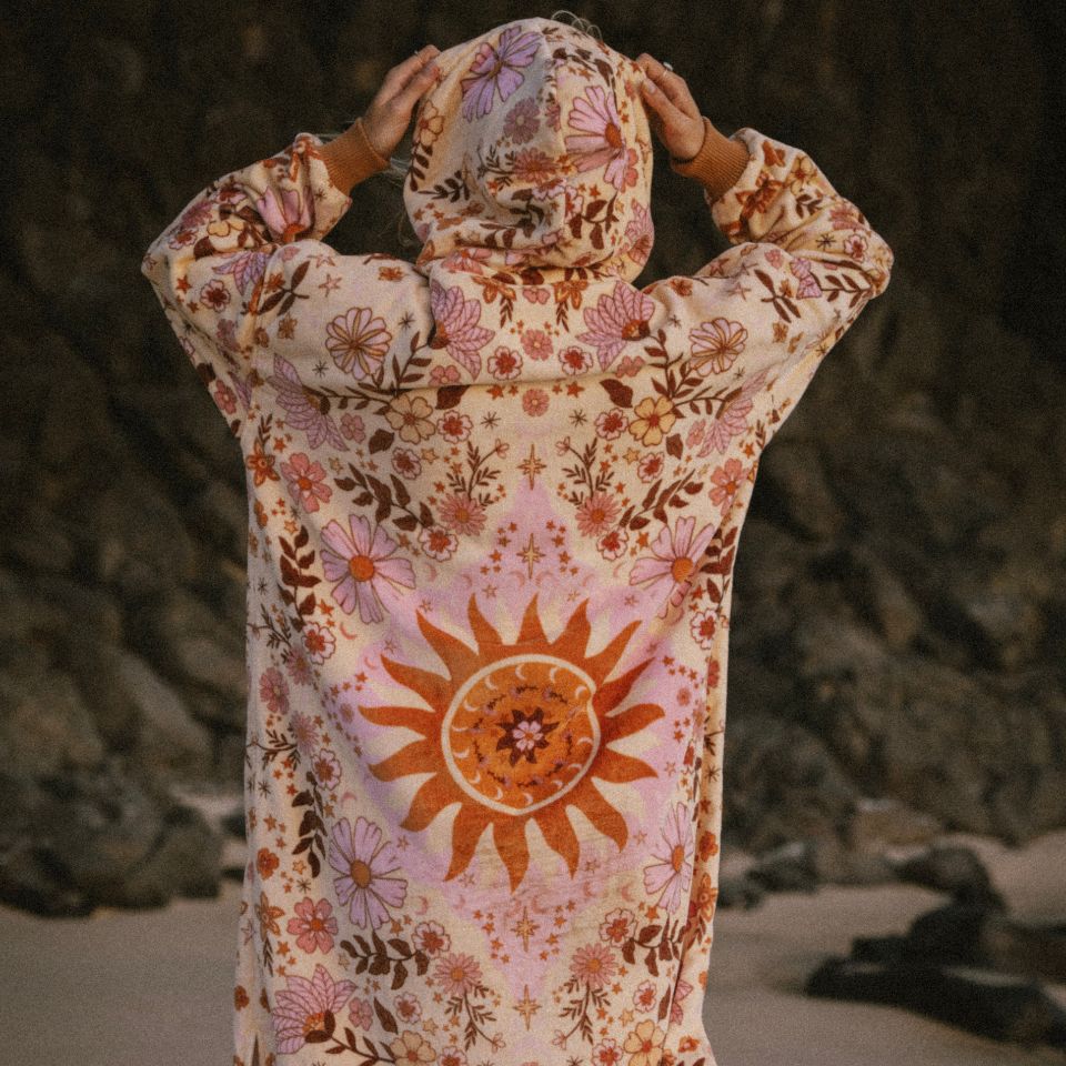 Boho Sun Changing Towel Poncho Long Sleeve - Quick Dry Beach Cover Up for Women, Stylish Swimwear Cover, Perfect for Pool, Beach & Vacation