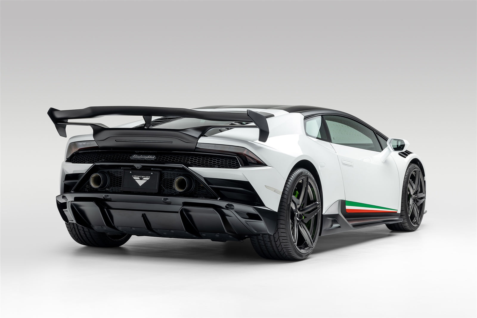 Lamborghini Huracan EVO 2WD Monza Aero Program CB 01 - High Performance Sports Car for Racing Enthusiasts | Perfect for Track Days and Supercar Events