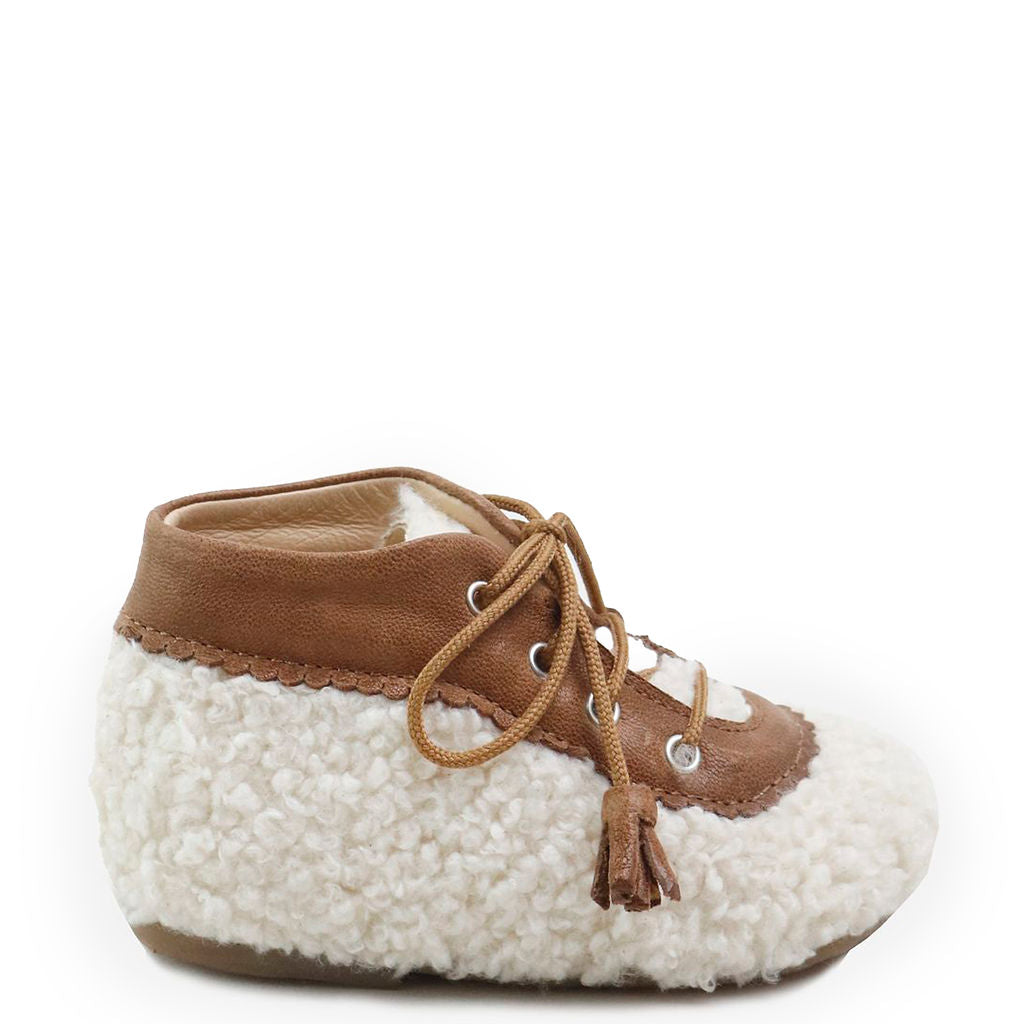 Ivory and Camel Shearling Baby Booties - Soft & Warm Winter Booties for Newborns & Toddlers - Perfect for Indoor & Outdoor Winter Adventures