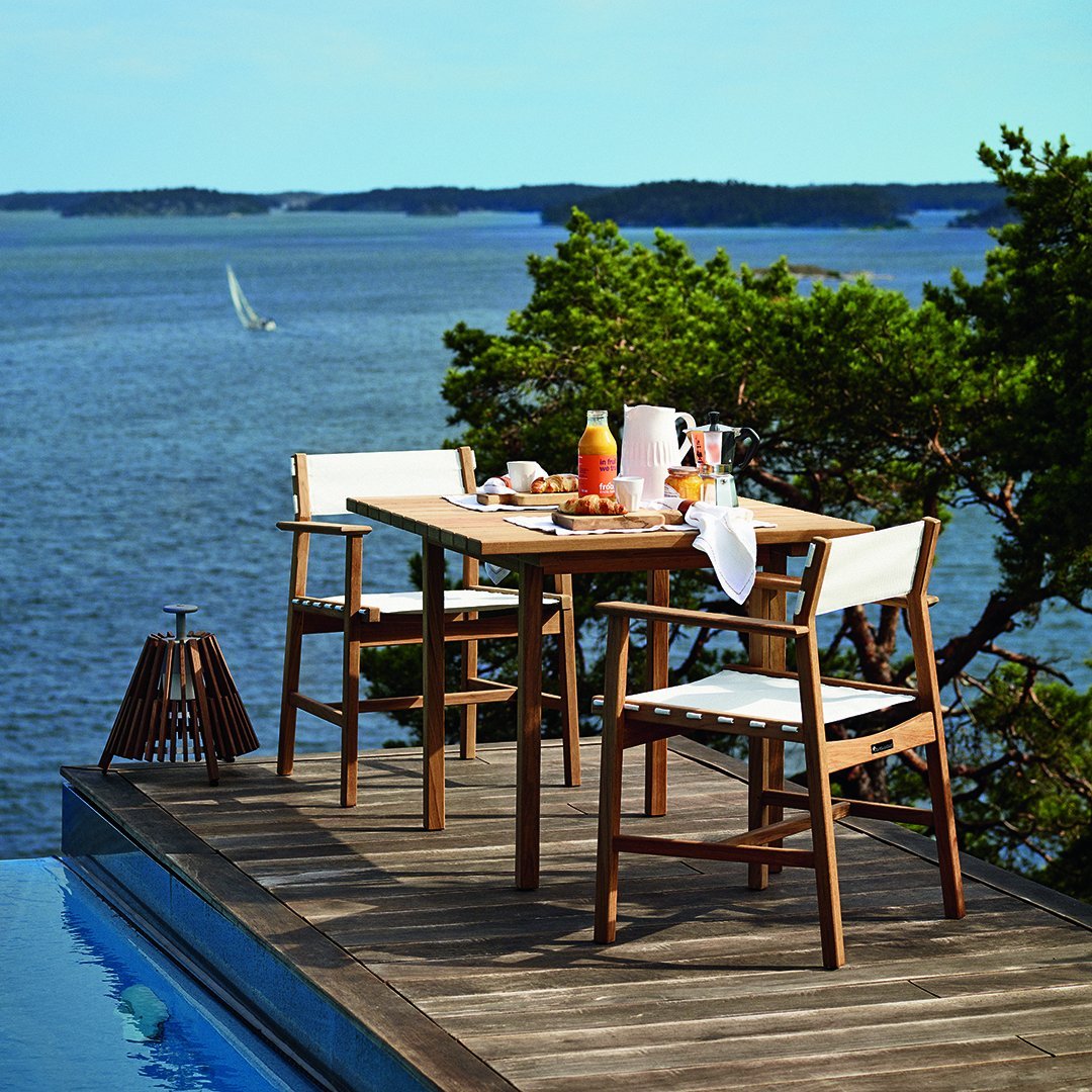 Modern Djuro Dining Table - Solid Wood Kitchen Table for 6 - Perfect for Family Dinners & Entertaining Guests