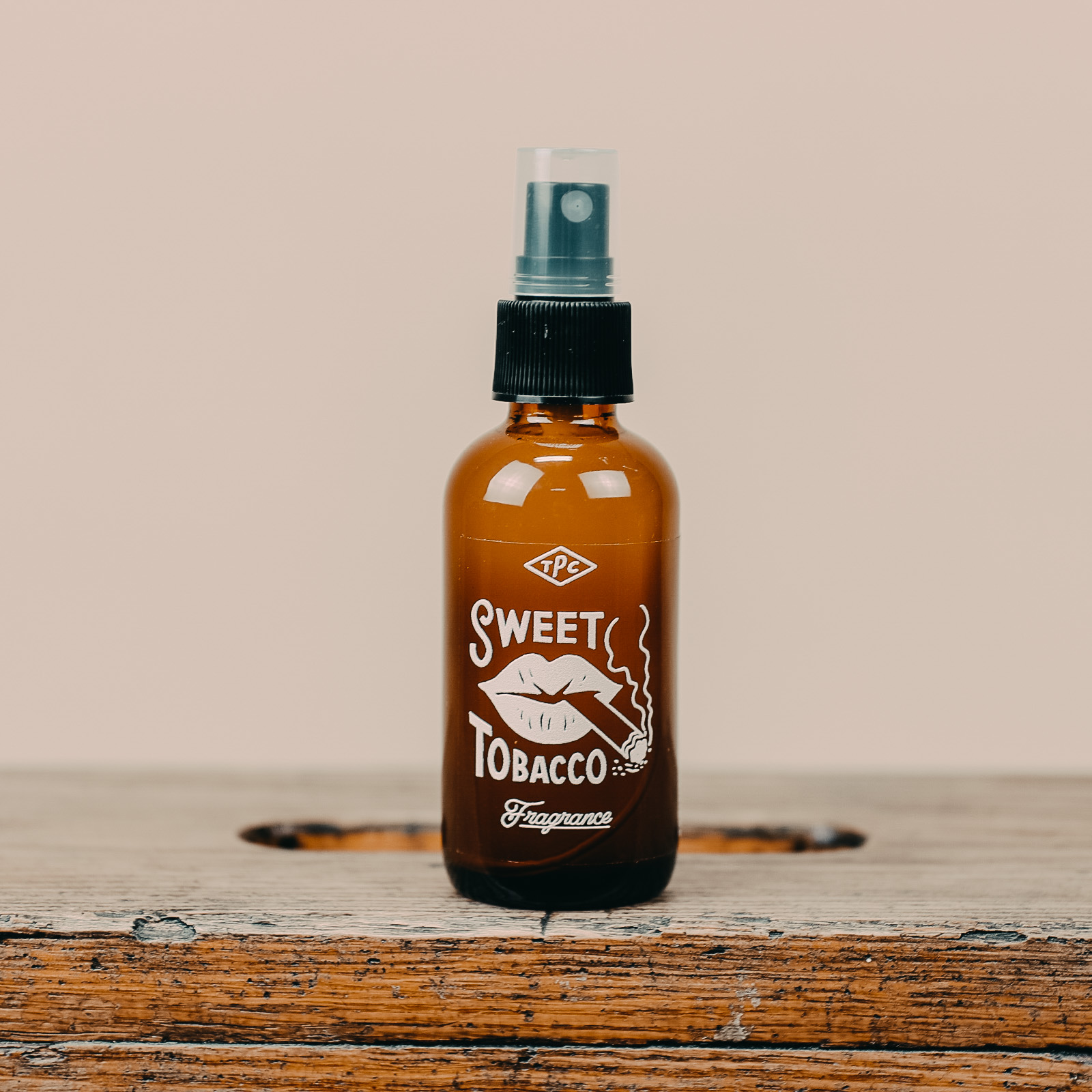 Premium TPC Fragrance Oil - Sweet Tobacco Scent (4oz) for Candles, Soaps & Home Diffusers - Aromatic & Long-Lasting Essential Oil for Relaxation & Stress Relief