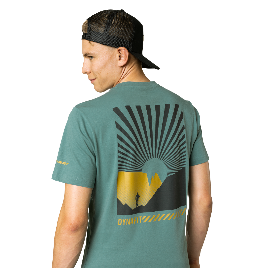 DYNAFIT Men's 24/7 Comfort Graphic T-Shirt - Soft Cotton Casual Tee for Everyday Wear | Gym, Workout, Streetwear & Lounge