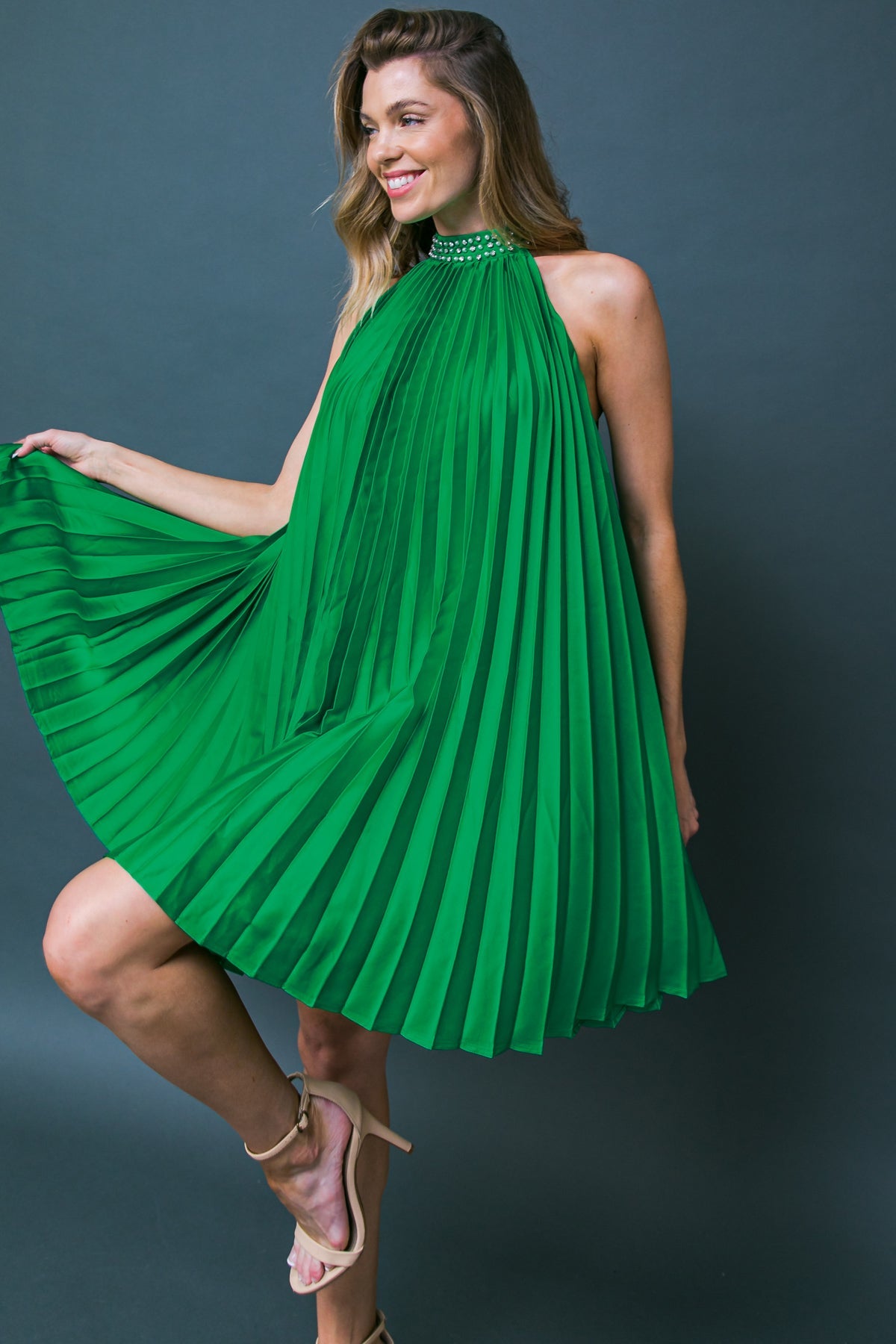 FIESTA FRIDAY Pleated Mini Dress with Halter Neck - Perfect for Parties, Date Nights & Summer Outfits