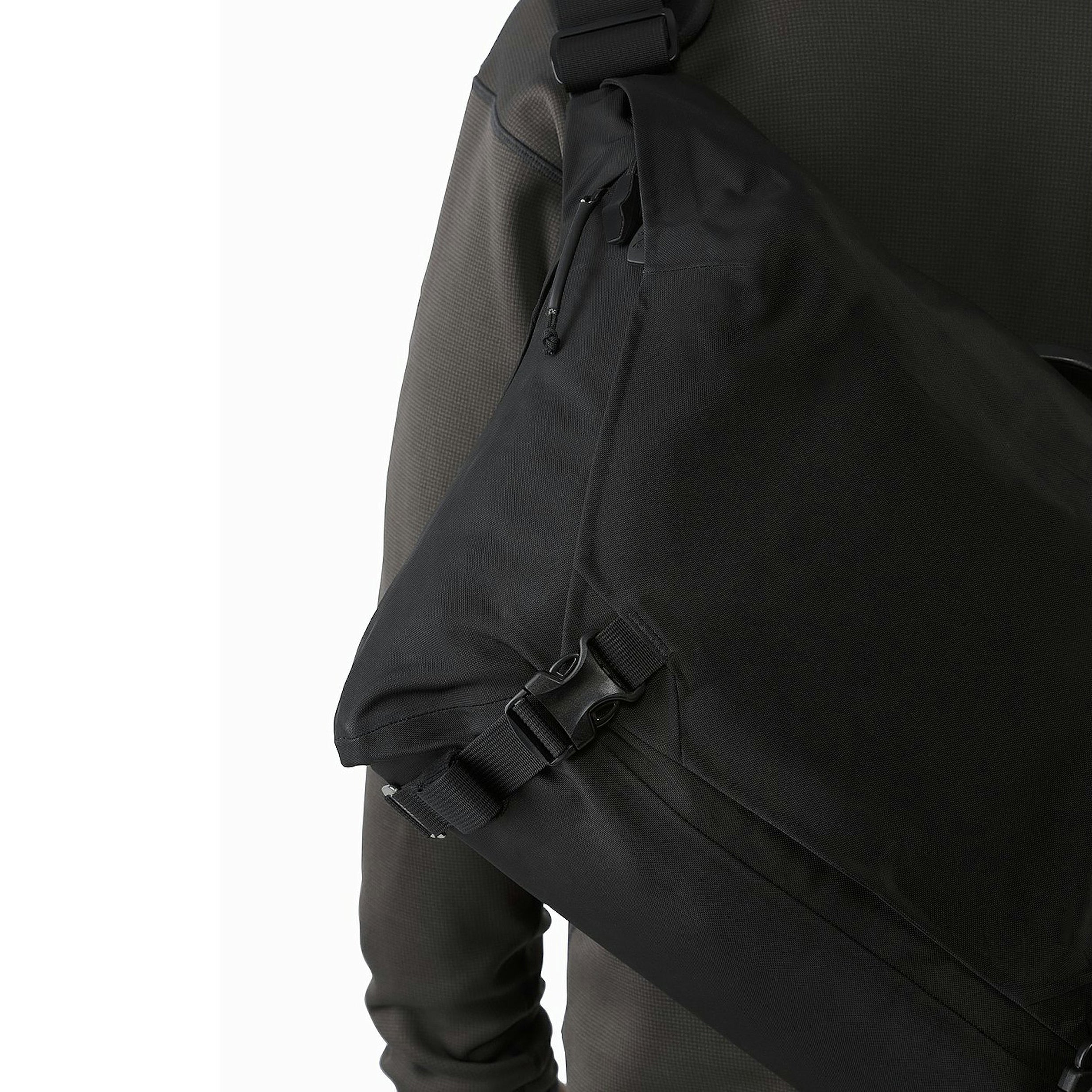 Arc'teryx LEAF Courier 15 Tactical Backpack - Durable Military-Grade Daypack for Outdoor Adventures, Hiking & EDC | Like New Condition | Perfect for Travel, Commuting & Tactical Use