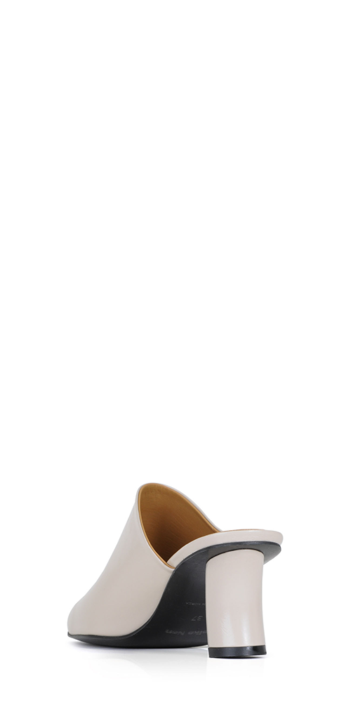 Comfortable Basic Curvy Mules for Women - Slip-On Casual Shoes with Arch Support | Perfect for Walking, Errands & Everyday Wear