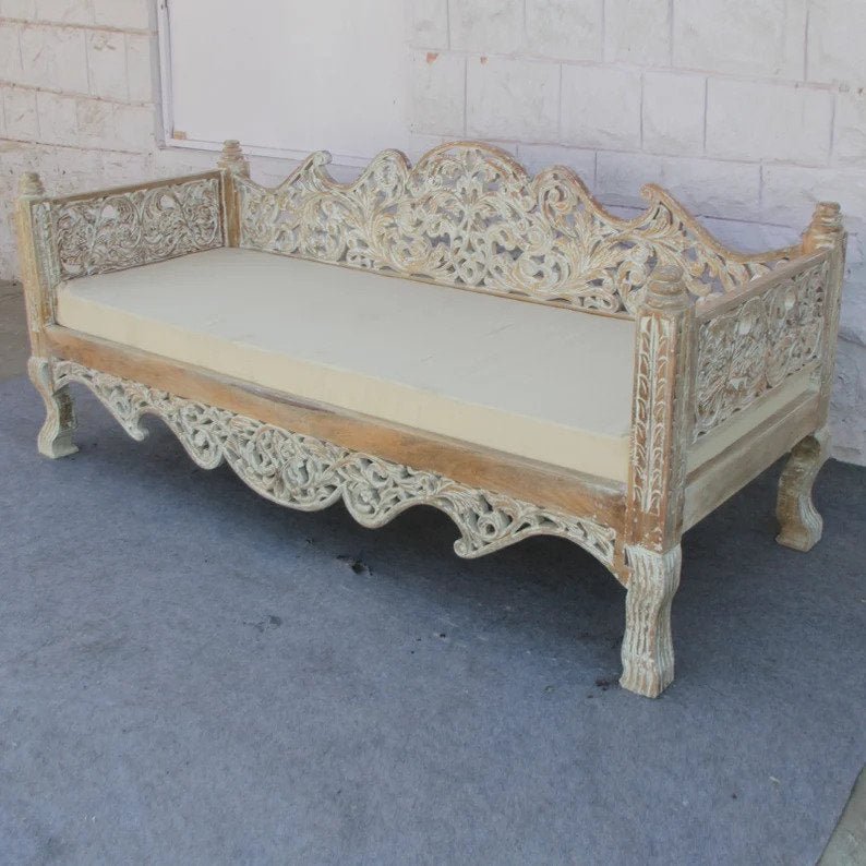 Hand Carved Maharajah Indian Daybed - Solid Wood Garden Sofa for Outdoor Patio, Porch & Backyard Relaxation | Perfect for Lounging, Sunbathing & Entertaining Guests