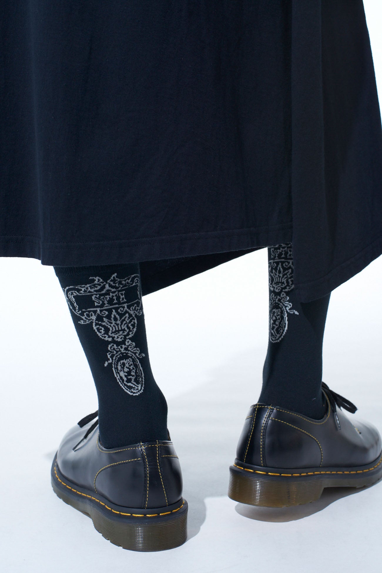 Baroque Pattern Cotton Plain Stitch Socks for Women & Men - Comfortable & Stylish Casual Wear for Everyday Use, Work, and Special Occasions