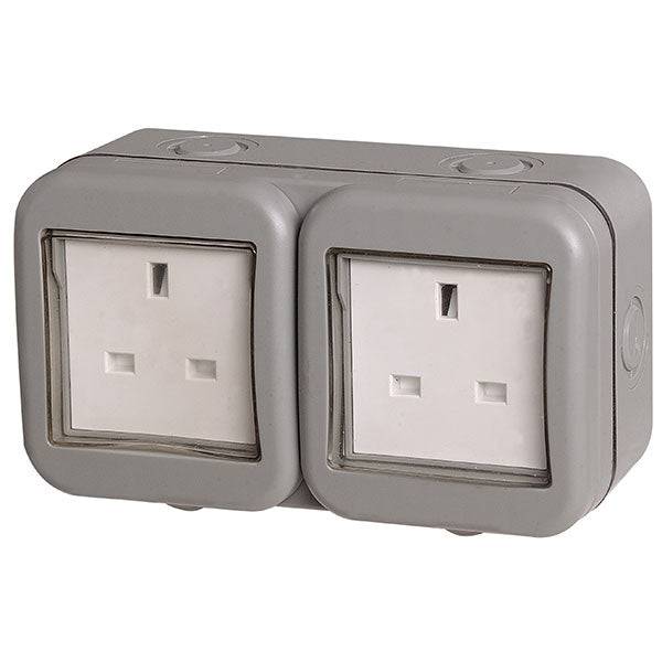 BG Weatherproof Unswitched Double Socket IP55 WPB24 - Outdoor Electrical Outlet for Patio, Garden & Pool Area Use
