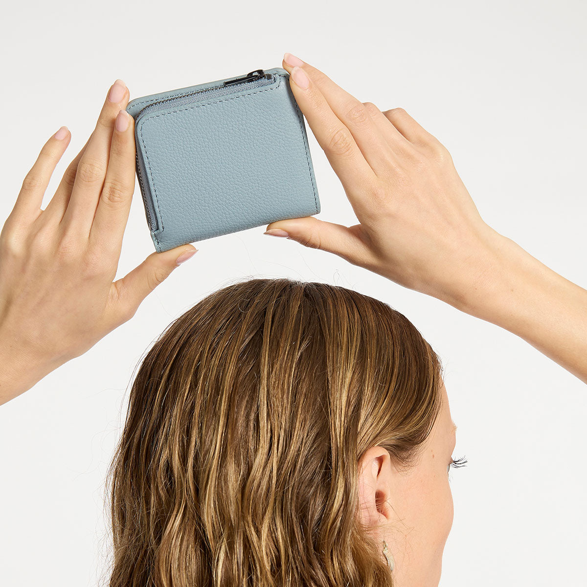 Sense Of Wonder Wallet - Powder Blue Women's Slim Minimalist RFID Blocking Wallet for Everyday Use | Perfect for Travel, Shopping, and Office Essentials