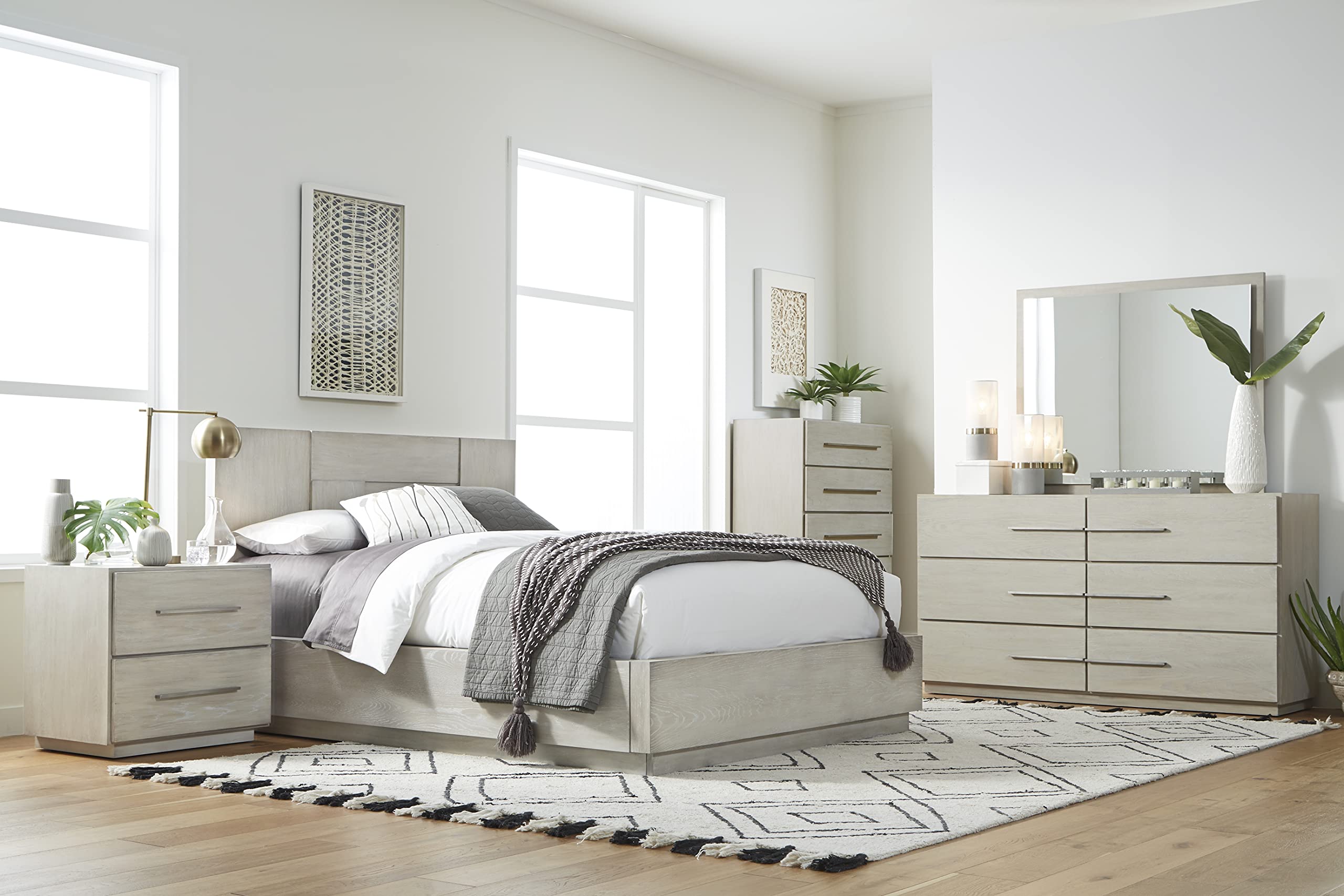 Modus Furniture Solid Wood Panel Bed Frame, Queen Size, Cotton Grey Finish - Sturdy & Elegant Bedroom Furniture for Master or Guest Room