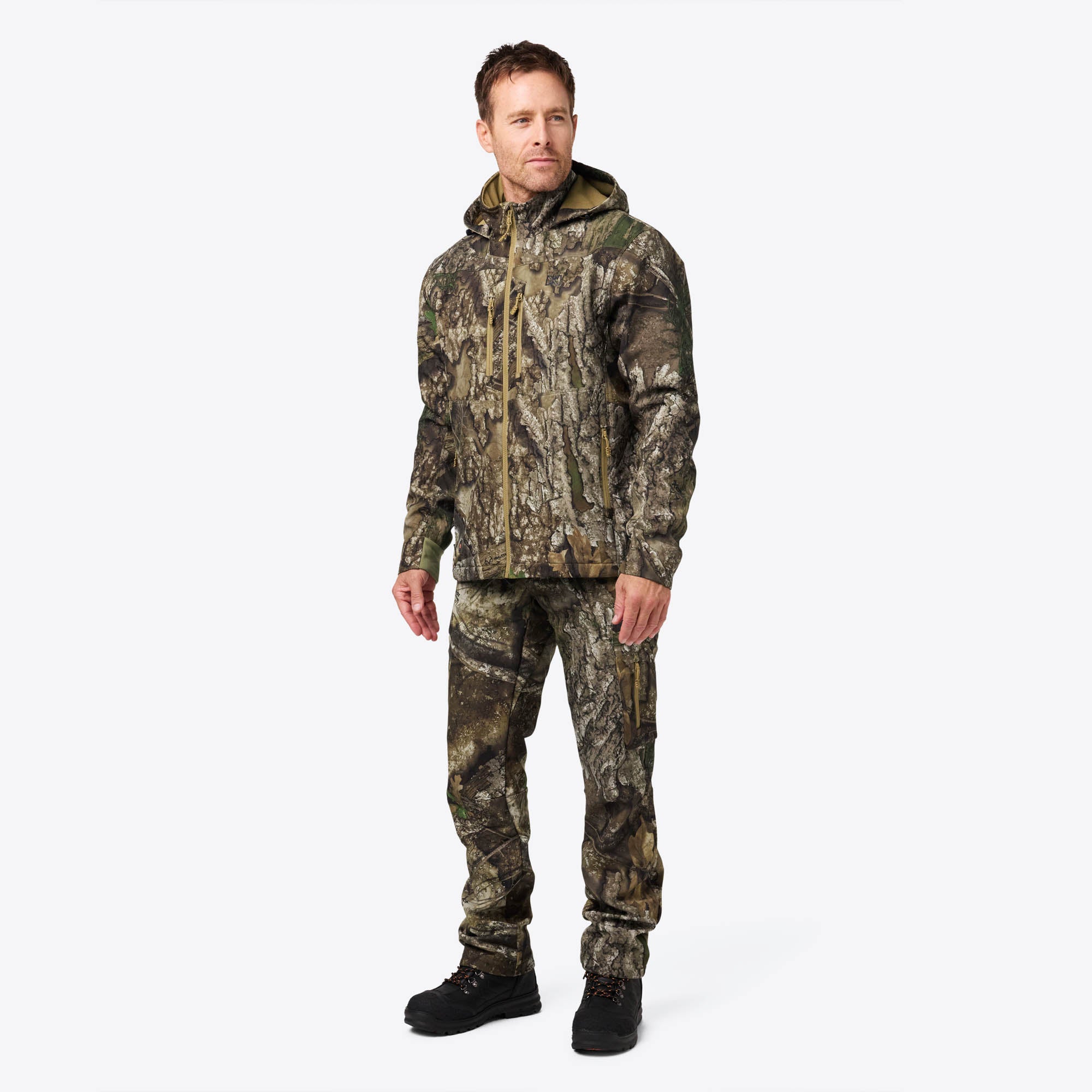 APX Realtree® Heated Pants for Men - Battery-Powered Thermal Hunting & Outdoor Winter Pants - Perfect for Cold Weather Hunting, Fishing, and Snow Sports