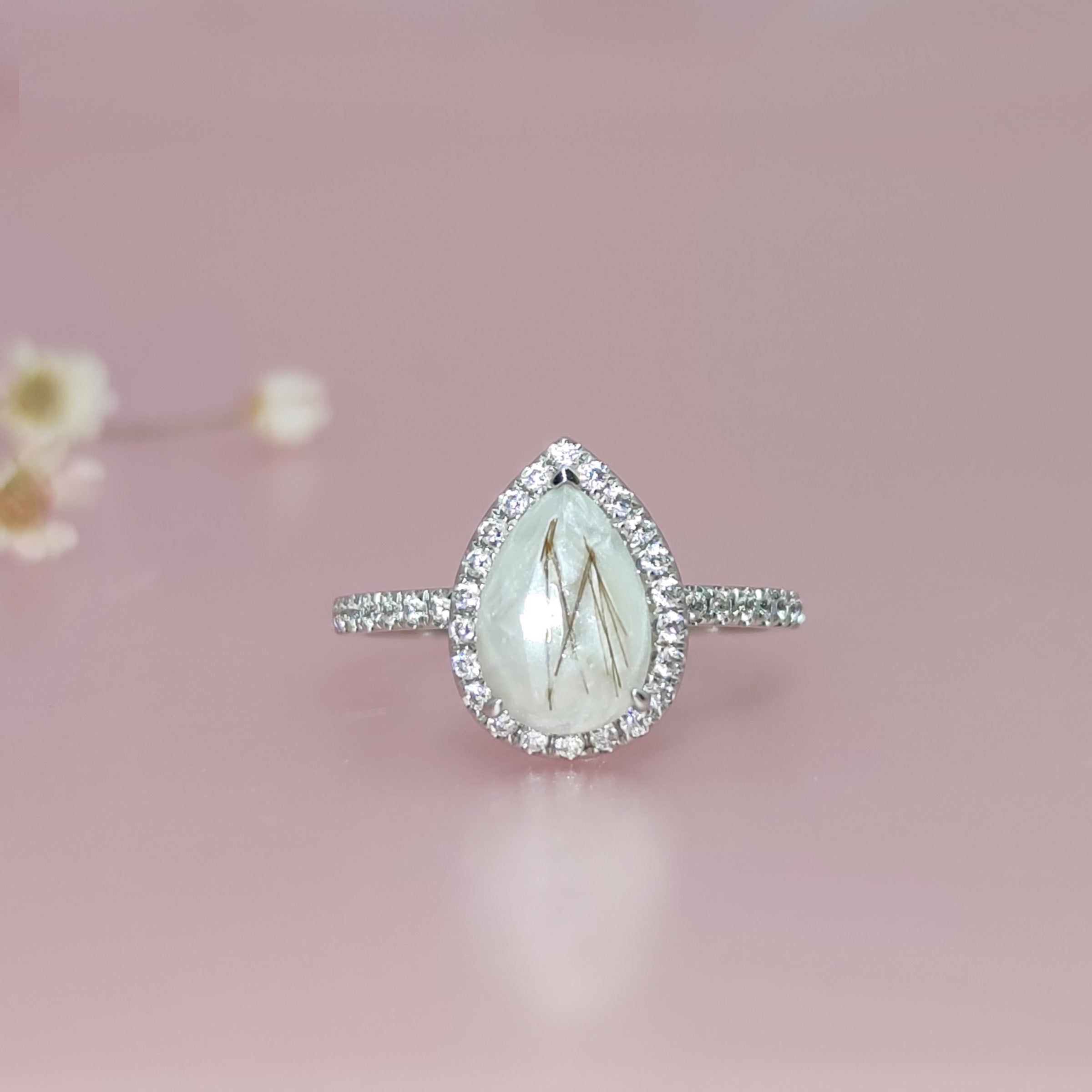 Solid Gold Teardrop Pet Hair & Fur Halo Ring - Elegant Jewelry for Pet Lovers, Perfect for Memorial Keepsakes & Special Occasions