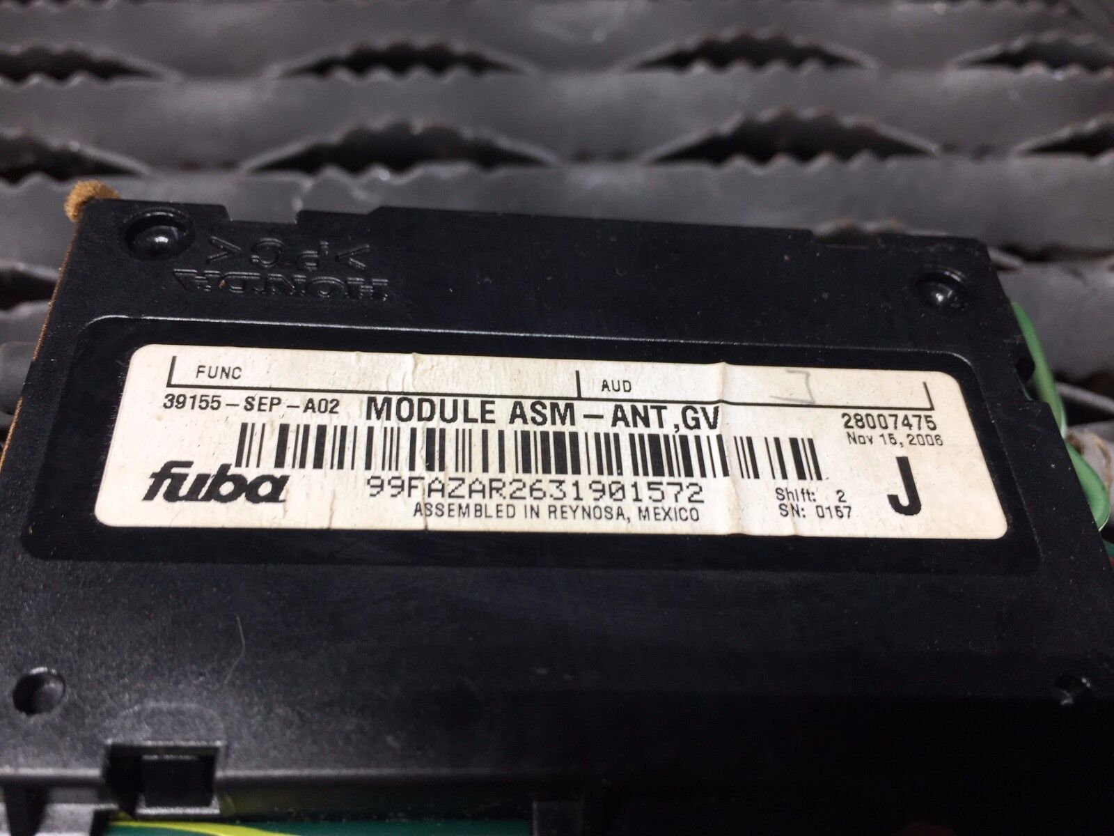 2004-2008 Acura TL OEM Antenna Module Unit 39155-SEP-A02 - Car Radio Signal Booster for Enhanced Audio Experience