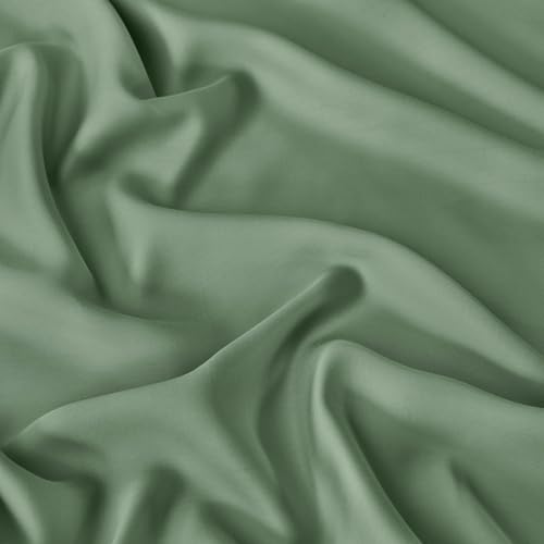 05 Green
