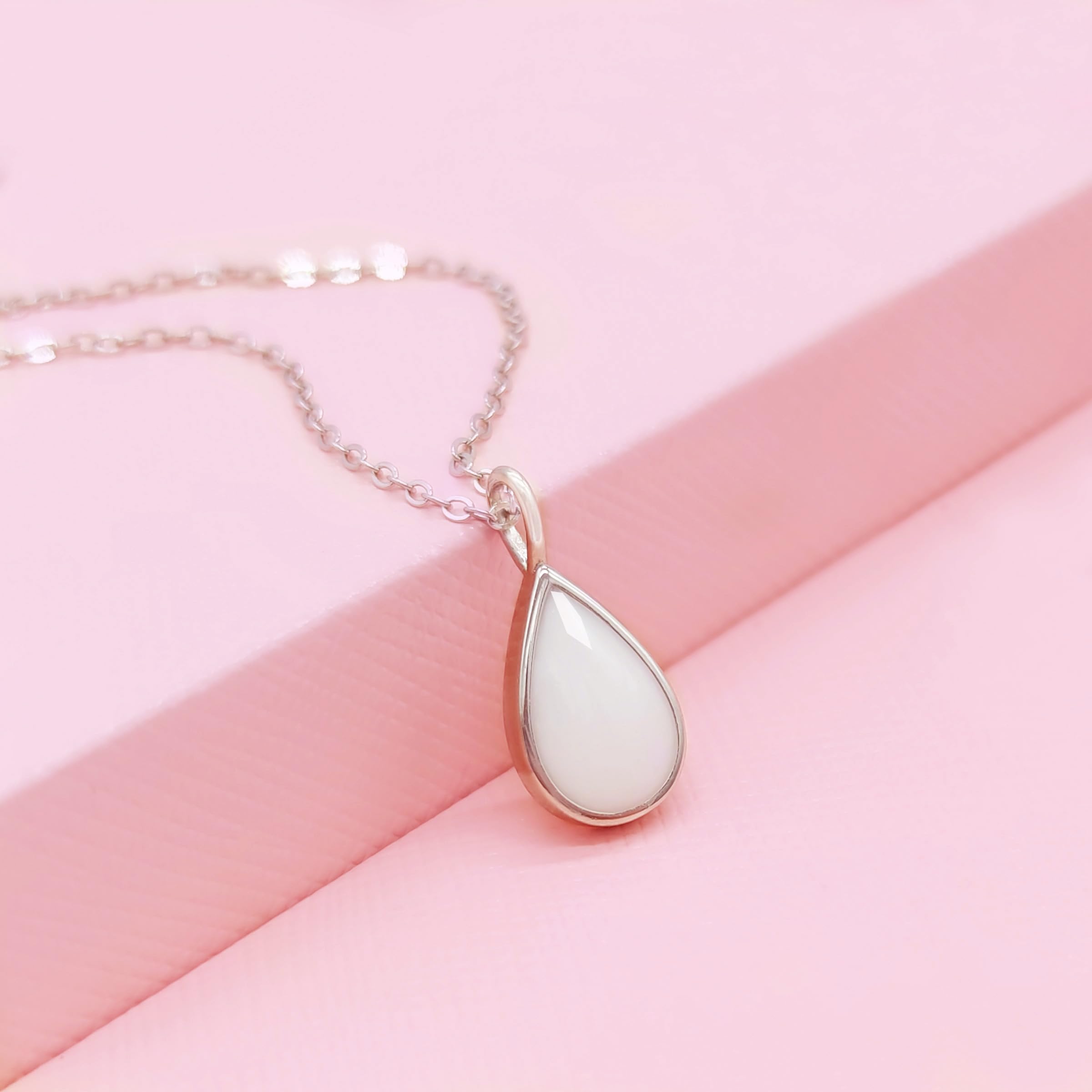 Sterling Silver DIY Breast Milk Jewelry Kit - Teardrop Breastmilk Necklace Making Set for New Moms | Perfect Mother's Day, Christmas & Birthday Gift for Her | Newborn Keepsake Present (Silver) | Ideal for Creating Cherished Memories & Breastfeeding Milestone Jewelry