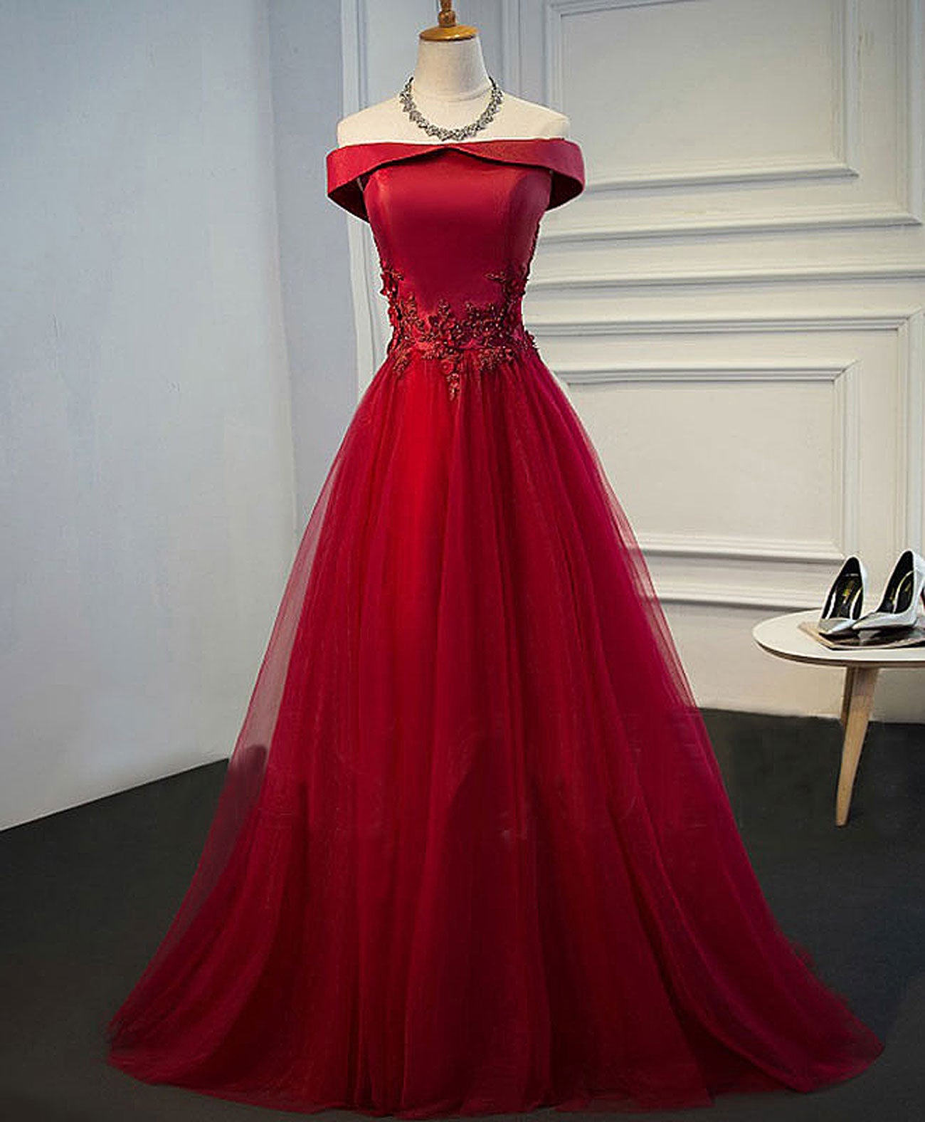 Elegant Burgundy Lace Tulle Long Prom Dress | Off Shoulder Evening Gown for Women | Perfect for Homecoming, Formal Dances & Special Occasions