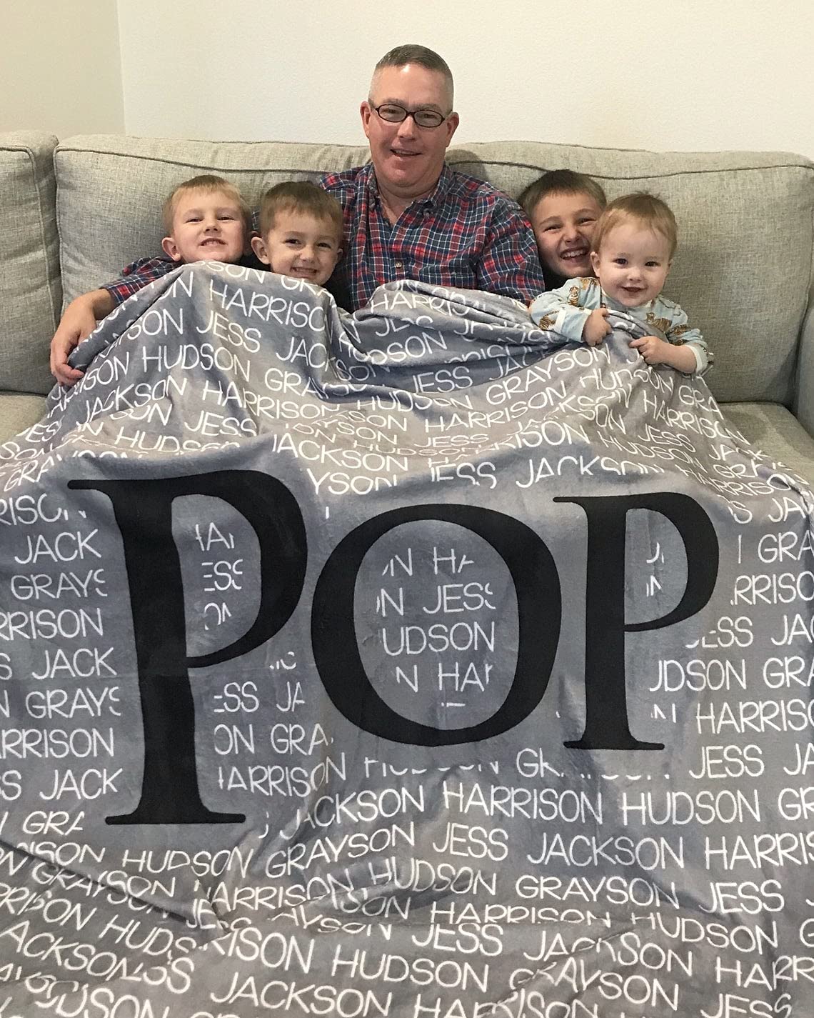 Personalized Name Blanket - Custom Embroidered Fleece Throw for Baby, Kids & Adults - Perfect Gift for Mom, Dad, Grandma - Birthday, Christmas, Graduation, Mother's Day Present - Cozy for Nursery, Bedroom & Family Movie Nights