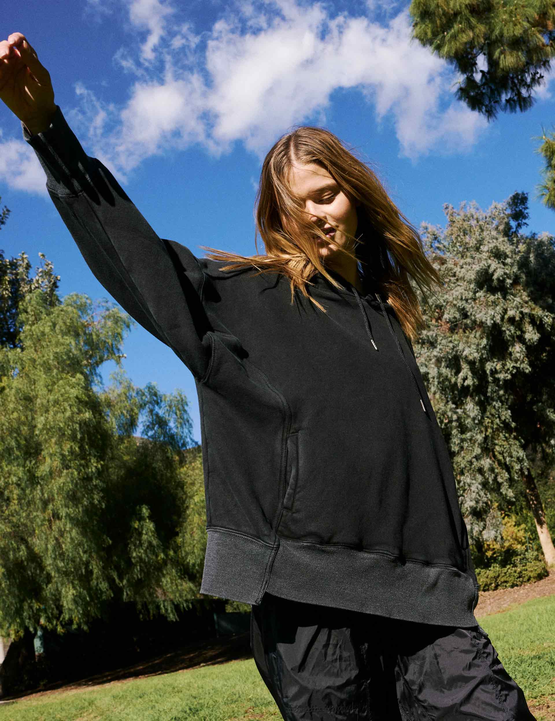 Sprint To The Finish Hoodie - Black | Comfortable & Stylish Pullover for Running, Gym & Casual Wear