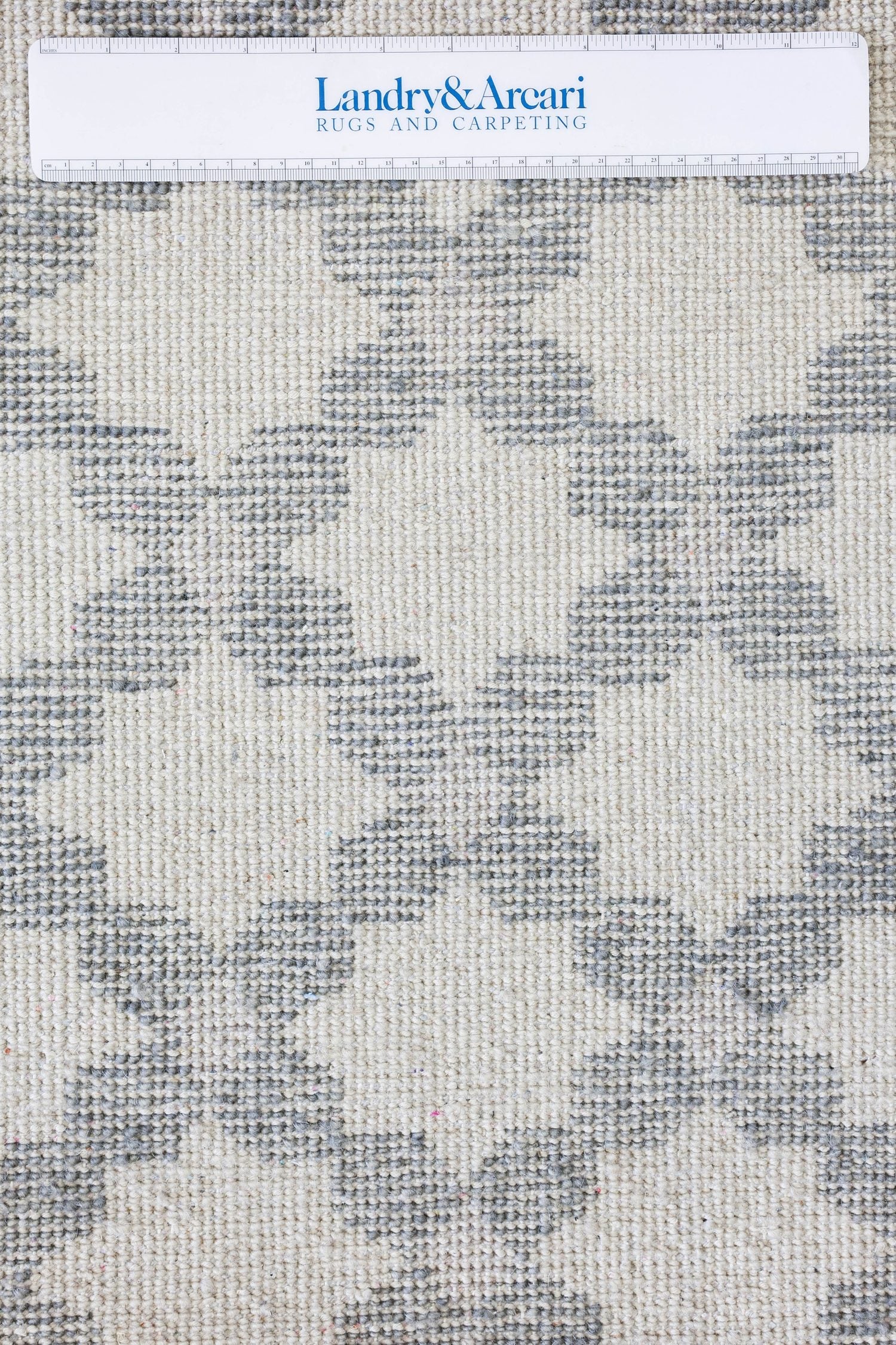 Arctic Handwoven Transitional Rug J78098 - Soft & Durable for Living Room, Bedroom, or Office Decor