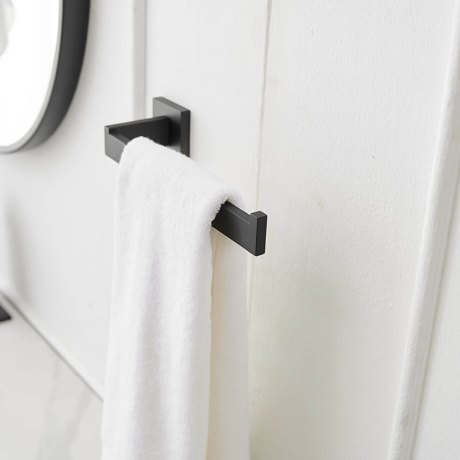 Modern Matte Black SUS 304 Stainless Steel Towel Bar - Sleek Hand Towel Holder for Bathroom & Kitchen - Perfect for Contemporary Home Decor