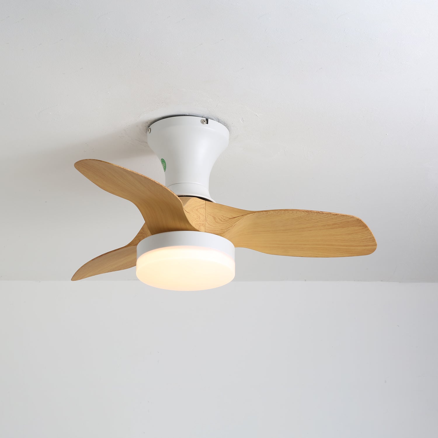 Wood Grain & White: â 27.6â³ x H 11.0â³