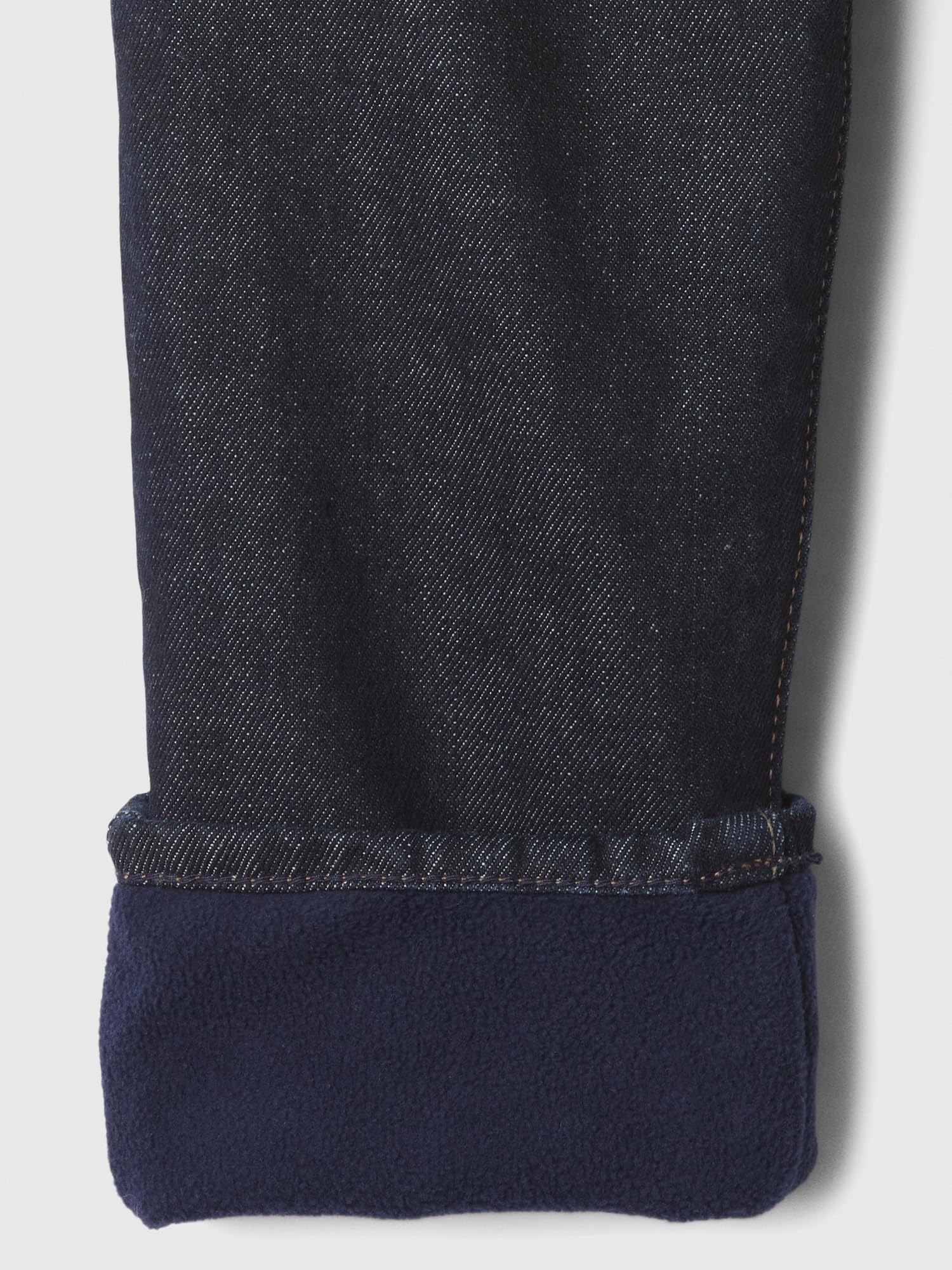 GAP Boys' Fleece Lined Jeans - Warm Winter Pants for Kids, Soft & Comfortable Denim with Cozy Fleece Lining - Perfect for School, Outdoor Play & Cold Weather Activities