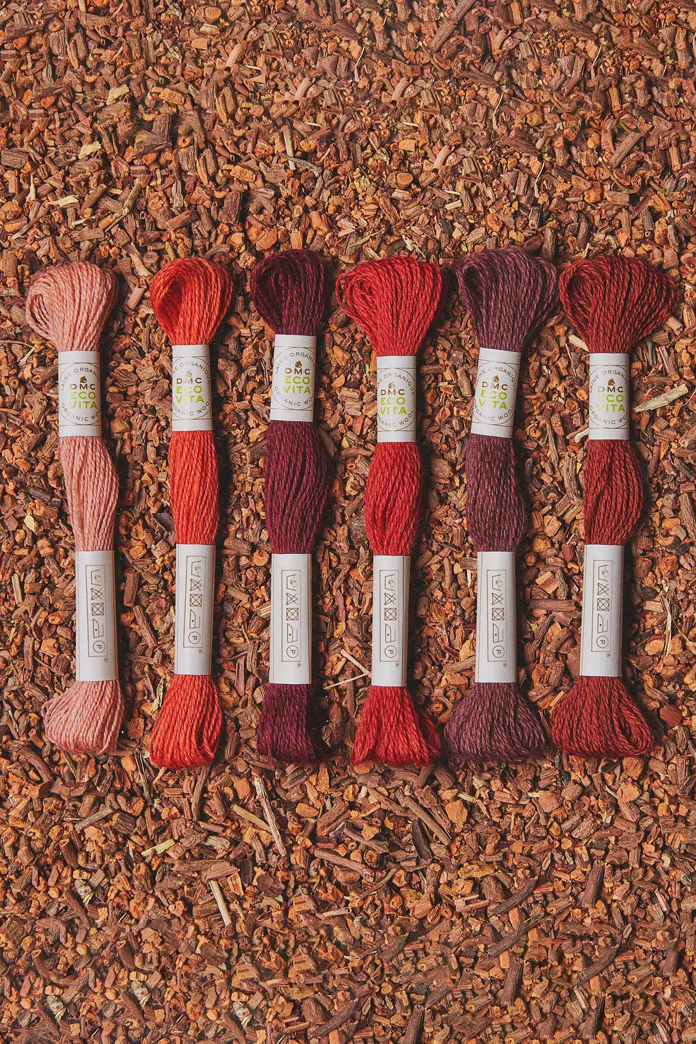 Eco Vita Naturally Dyed Wool Embroidery Thread Complete Set - 100% Organic Yarn for Hand Embroidery, Cross Stitch & Needlework - Perfect for DIY Crafts, Home Decor & Gift Making