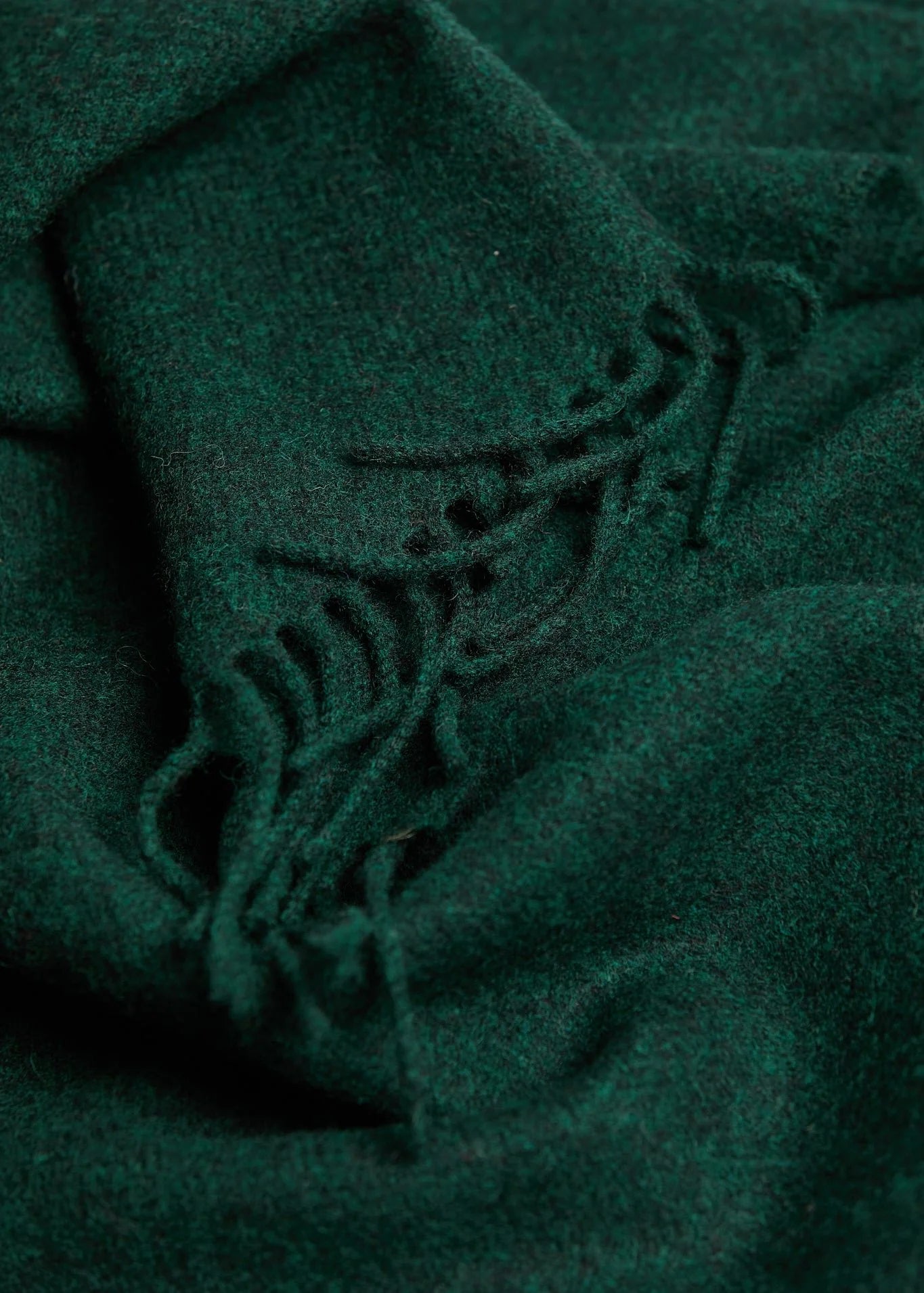 Premium Foxford Lambswool Scarf - Soft Winter Wrap in Amazon Green | Warm Woolen Accessory for Women & Men | Perfect for Cold Weather, Outdoor Activities & Fashion Styling