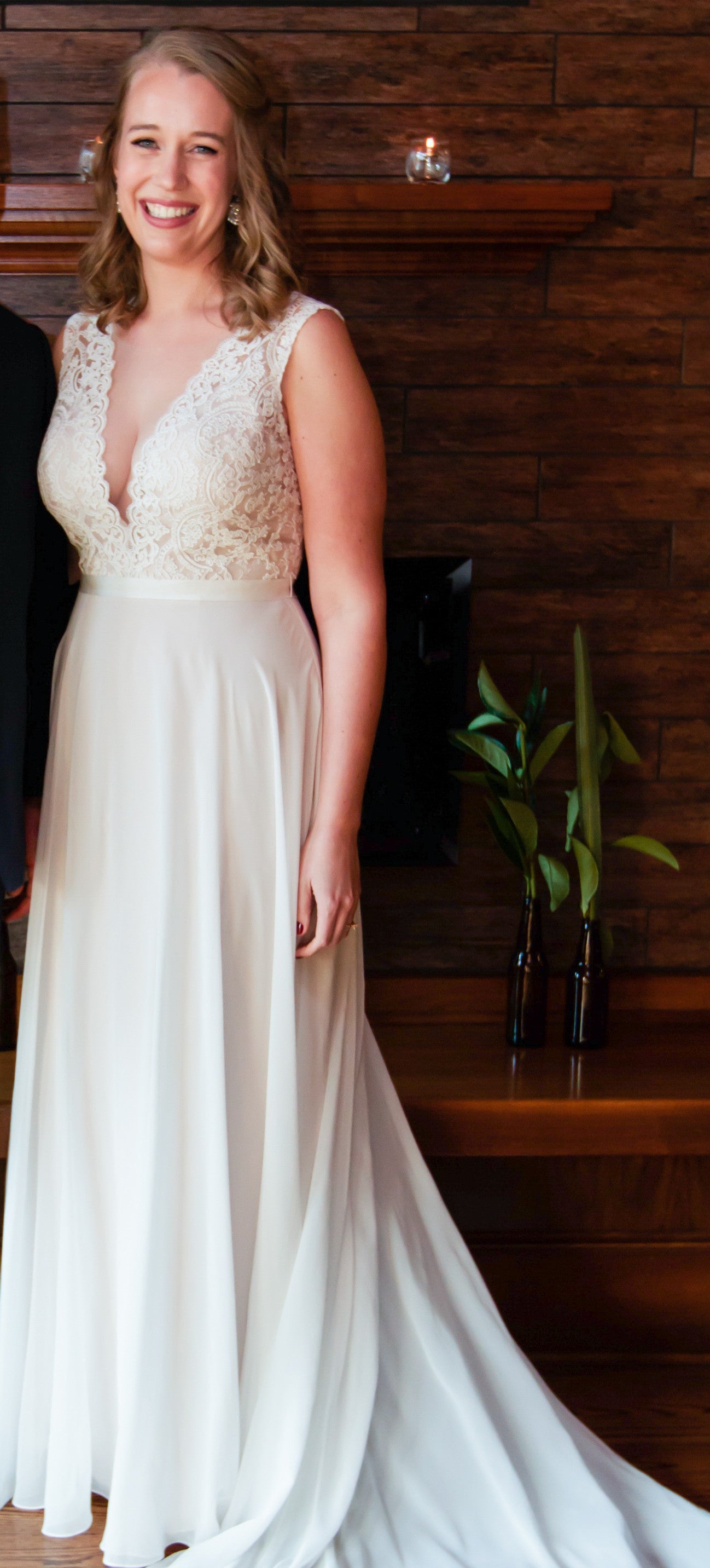 BHLDN Willowby by Watters Taryn Lace Wedding Gown - Elegant A-Line Bridal Dress for Beach, Garden & Outdoor Ceremonies