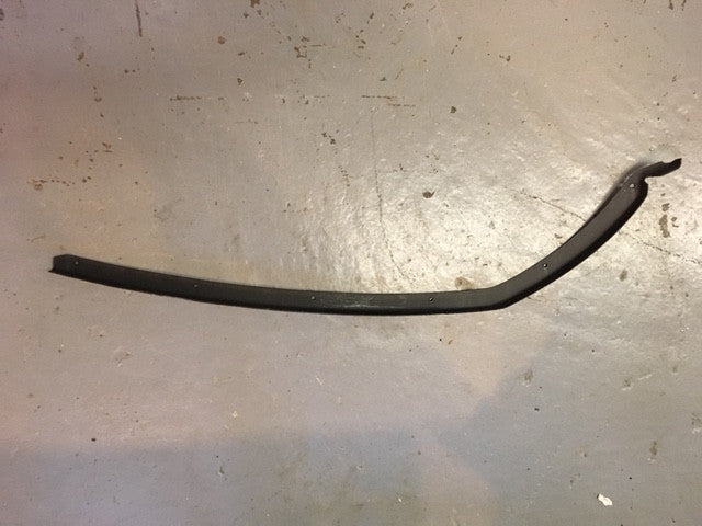 Alfa Romeo GT Left Side Steel Molding - OEM Replacement Part for Alfa Romeo GT - Perfect for Car Restoration & Body Repair