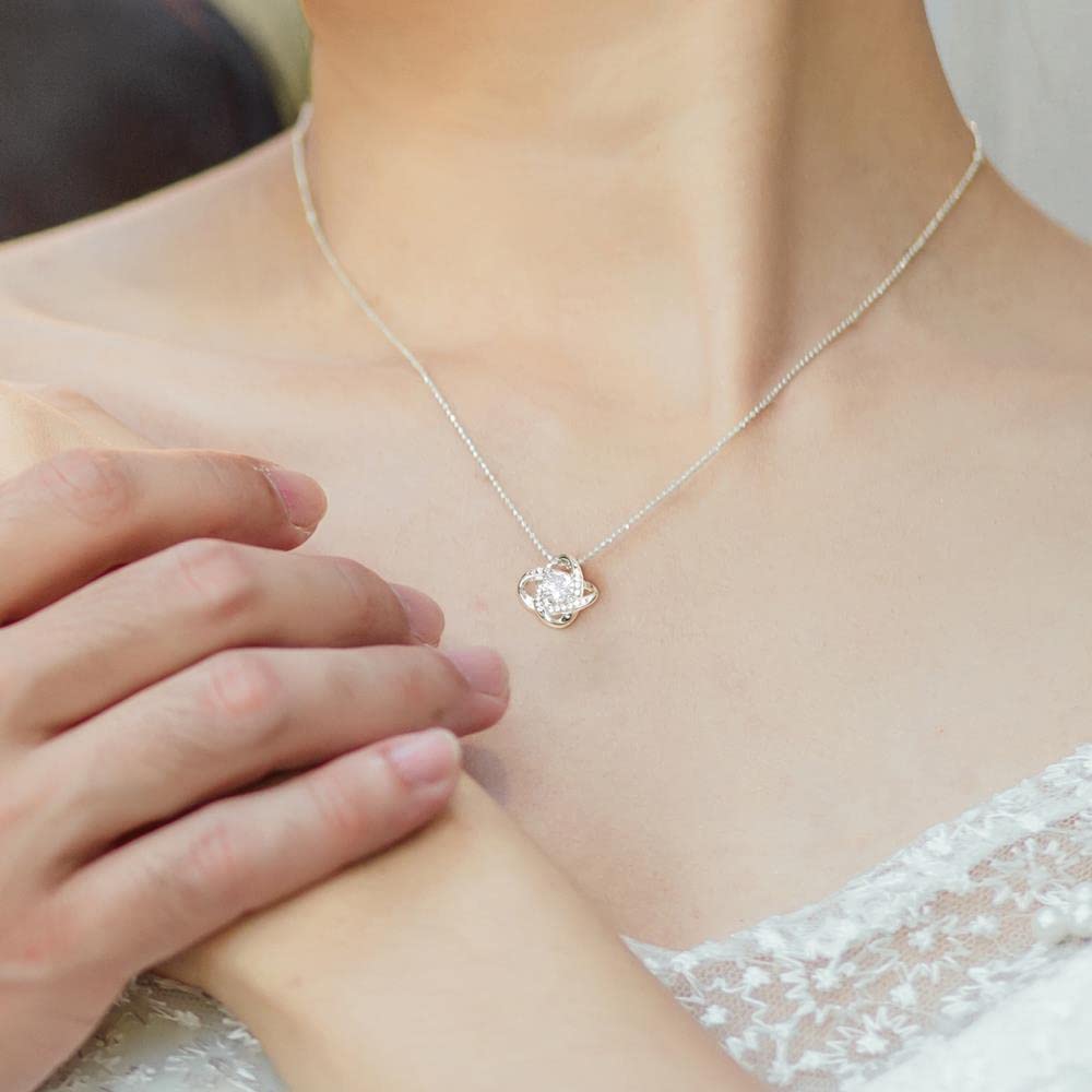 Elegant Wedding Necklace for Bride - Perfect Bridesmaid Gift, Best Friend Present, Jewelry for Special Day | Ideal for Wedding Ceremony, Bridal Shower & Anniversary