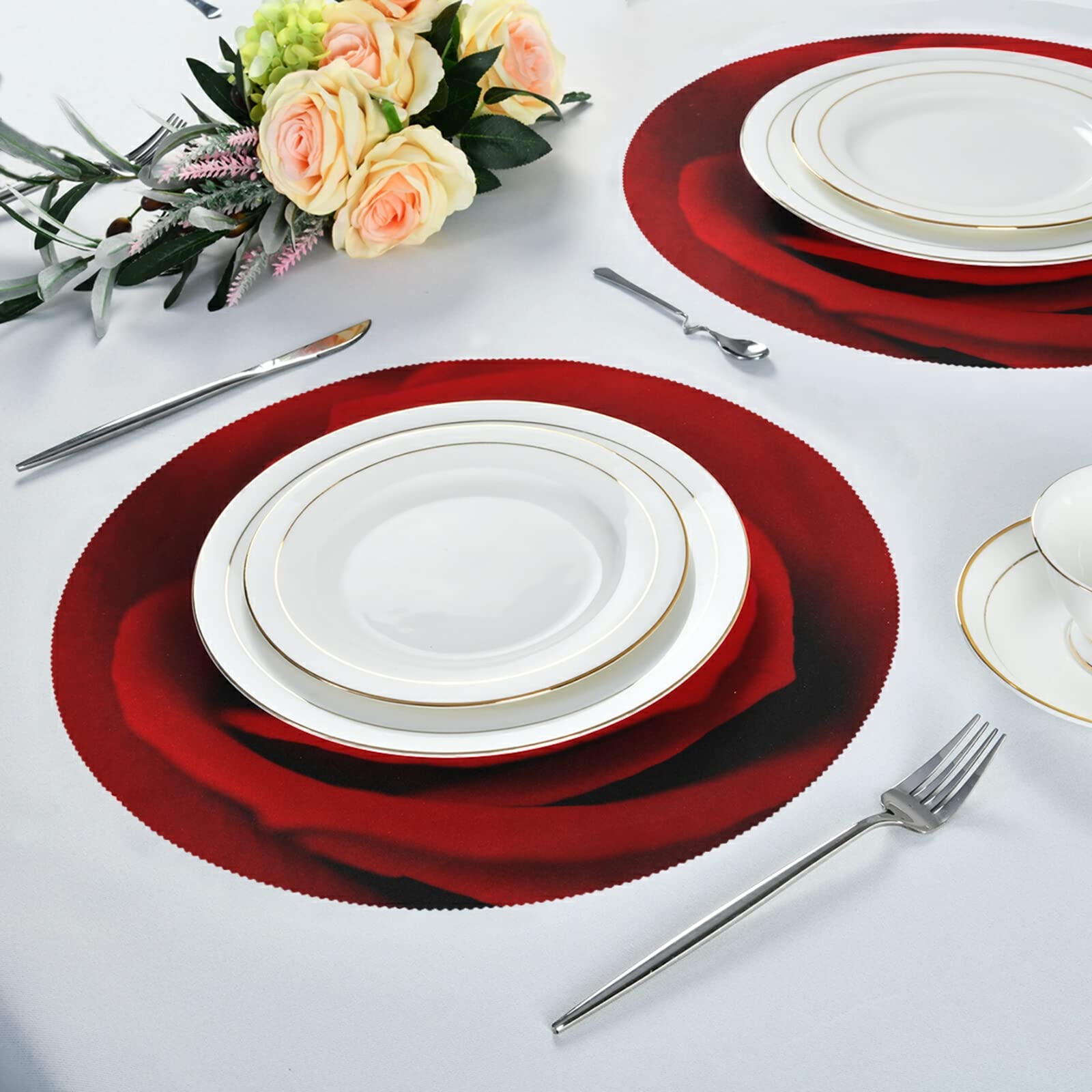 Valentine's Day Rose Floral Red Round Placemats Set of 6 - Washable Kitchen Table Mats for Dining, Romantic Dinner, Holiday Decor & Home Decor