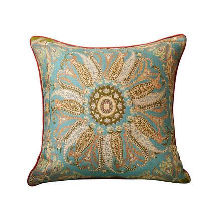 Stylish Decorative Throw Pillows for Couch & Sofa - Soft Living Room Accent Pillows for Home Decor - Perfect for Cozy Nights, Family Gatherings and Interior Design Enhancement