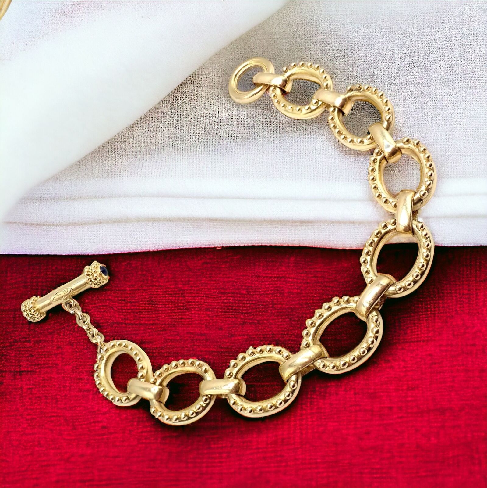 Authentic Elizabeth Locke 18k Yellow Gold Sapphire Medium Link Toggle Bracelet - Elegant Jewelry for Women, Perfect Gift for Anniversary, Birthday & Special Occasions