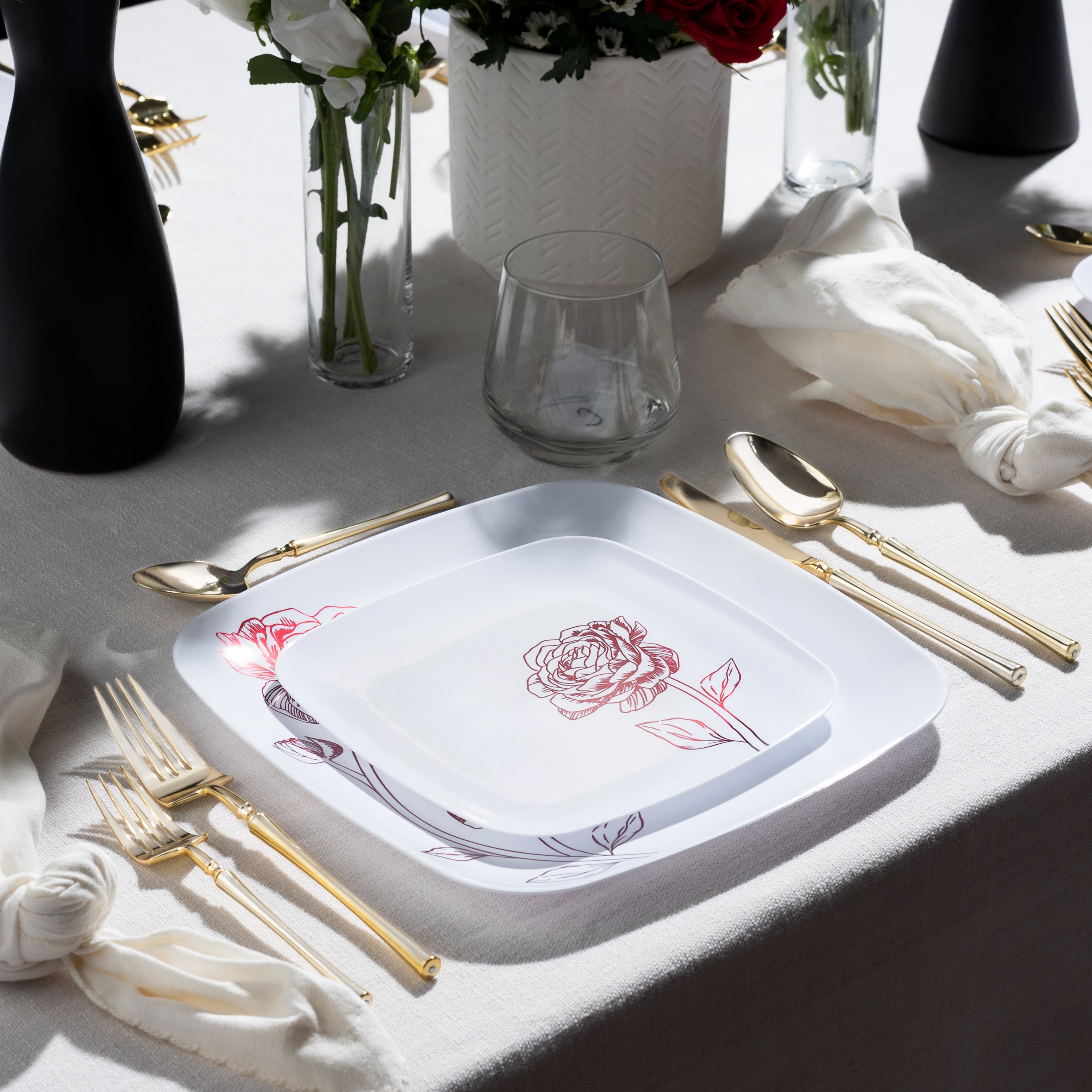 32-Piece White & Burgundy Square Plastic Dinnerware Set - 16 Place Settings - Durable Melamine Plates, Bowls & Cups - Perfect for Outdoor Picnics, BBQs, Parties & Casual Dining