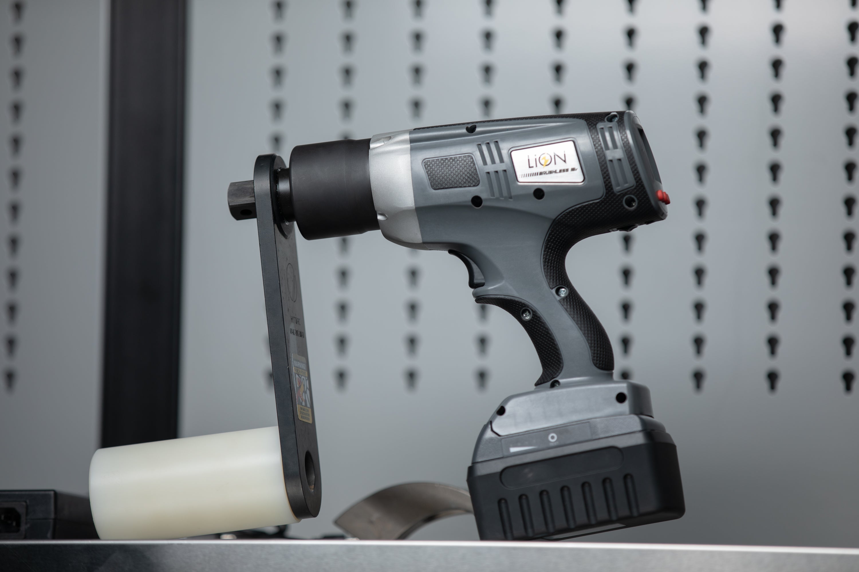 HYTORC Center Lock Torque Gun - Heavy Duty Torque Wrench for Industrial Bolting - Perfect for Construction, Oil & Gas, and Automotive Applications