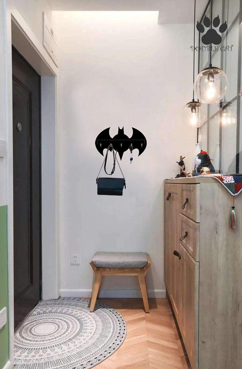 Batman-Themed Bugbat Hook - Personalized Coat, Towel & Key Holder - Unique DIY Gift for Birthday & Special Occasions - Perfect for Home, Office & Dorm Organization