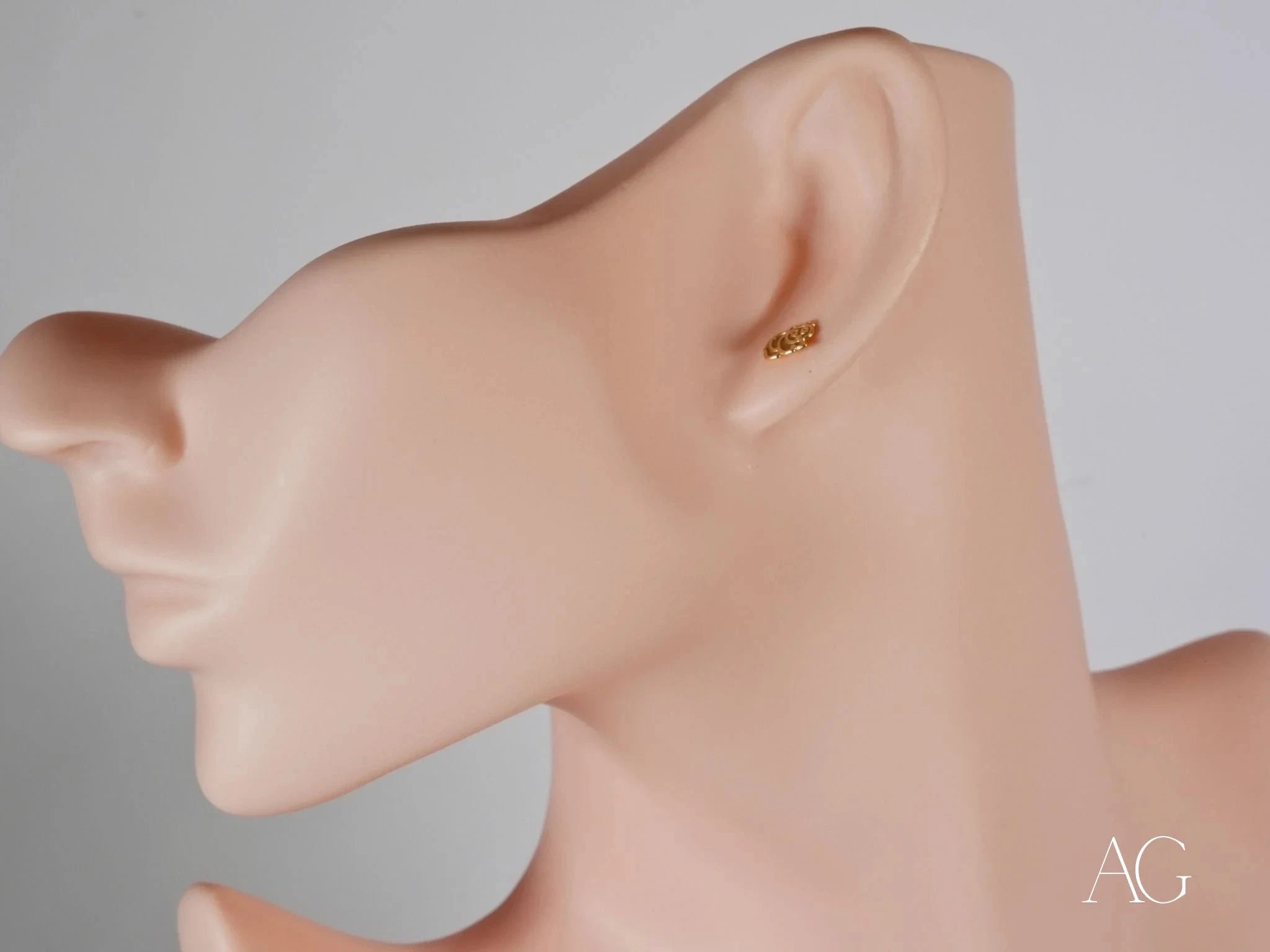 Playful Piglet Stud Earrings - 18K Gold Plated Cute Animal Jewelry for Women - Perfect Gift for Animal Lovers, Birthday & Everyday Wear