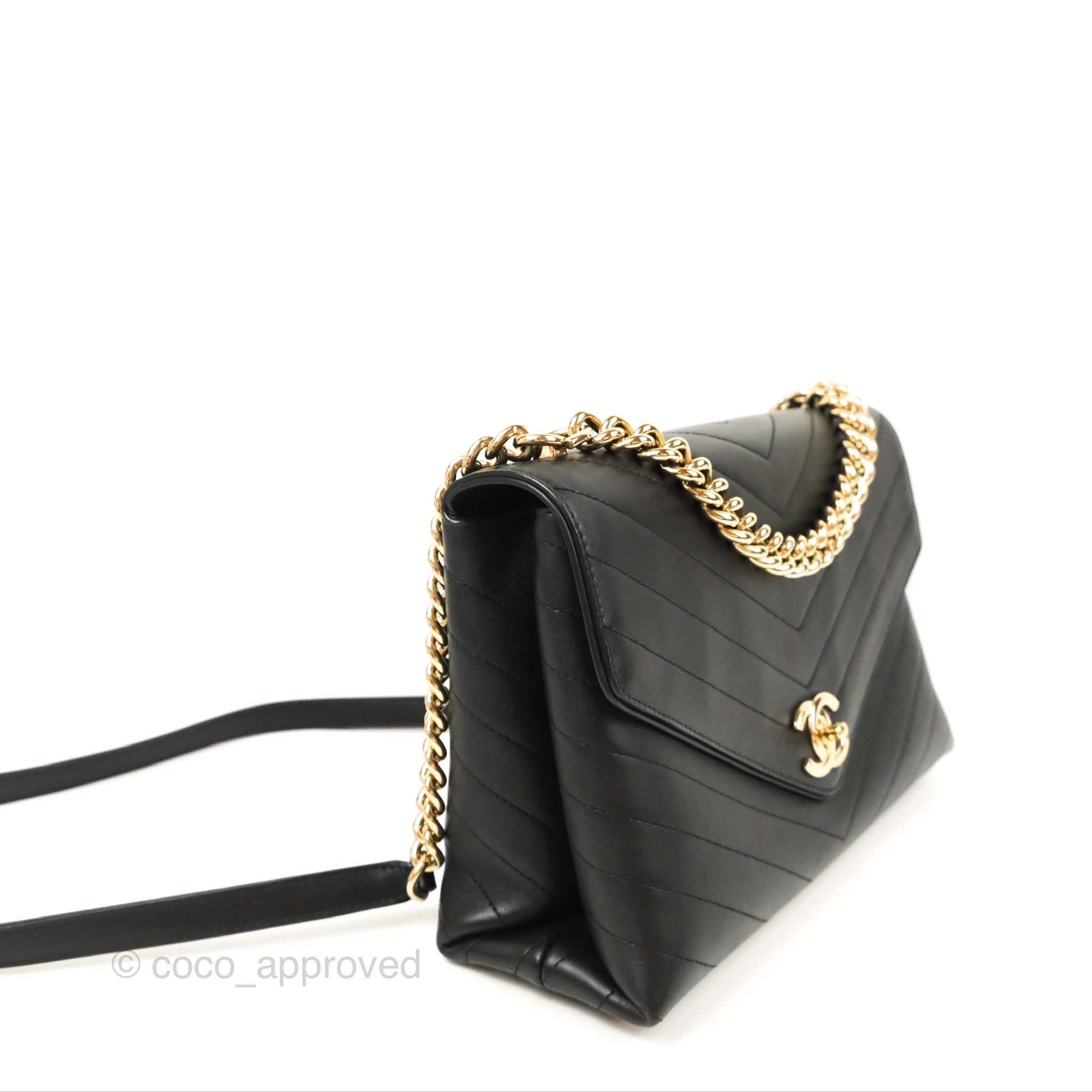 Chanel Chevron Stitched Coco Flap Bag in Black Calfskin with Gold Hardware - Luxury Crossbody Purse for Women, Perfect for Evening Events & Date Nights