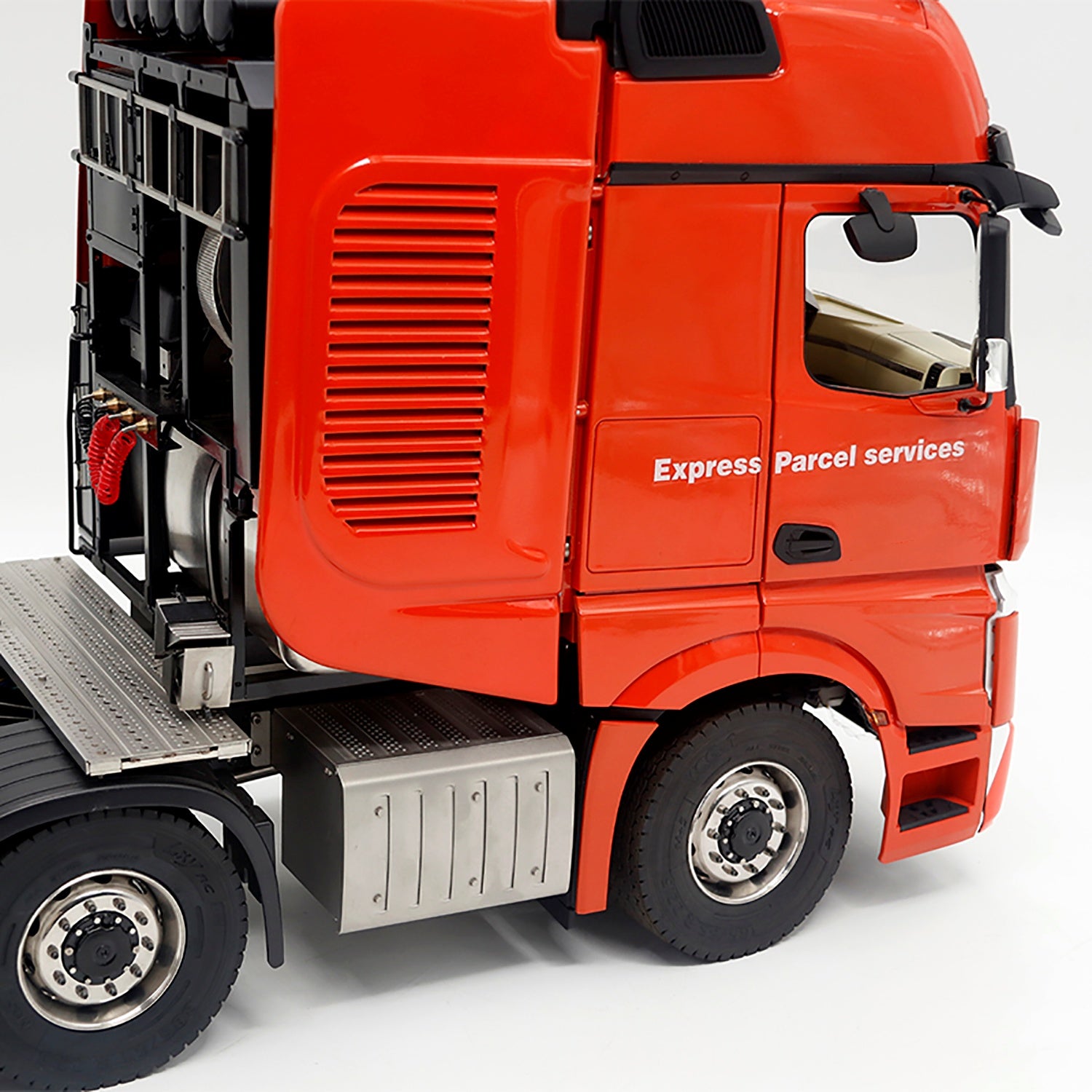 1/14 Scale Metal 8x8 RC Tractor Truck with Differential Lock - 3 Speed Transmission, Servo Motor, 680x230x310mm - Remote Control Off-Road Vehicle for Adults & Kids - Perfect for Crawling, Trail Adventures & Backyard Play