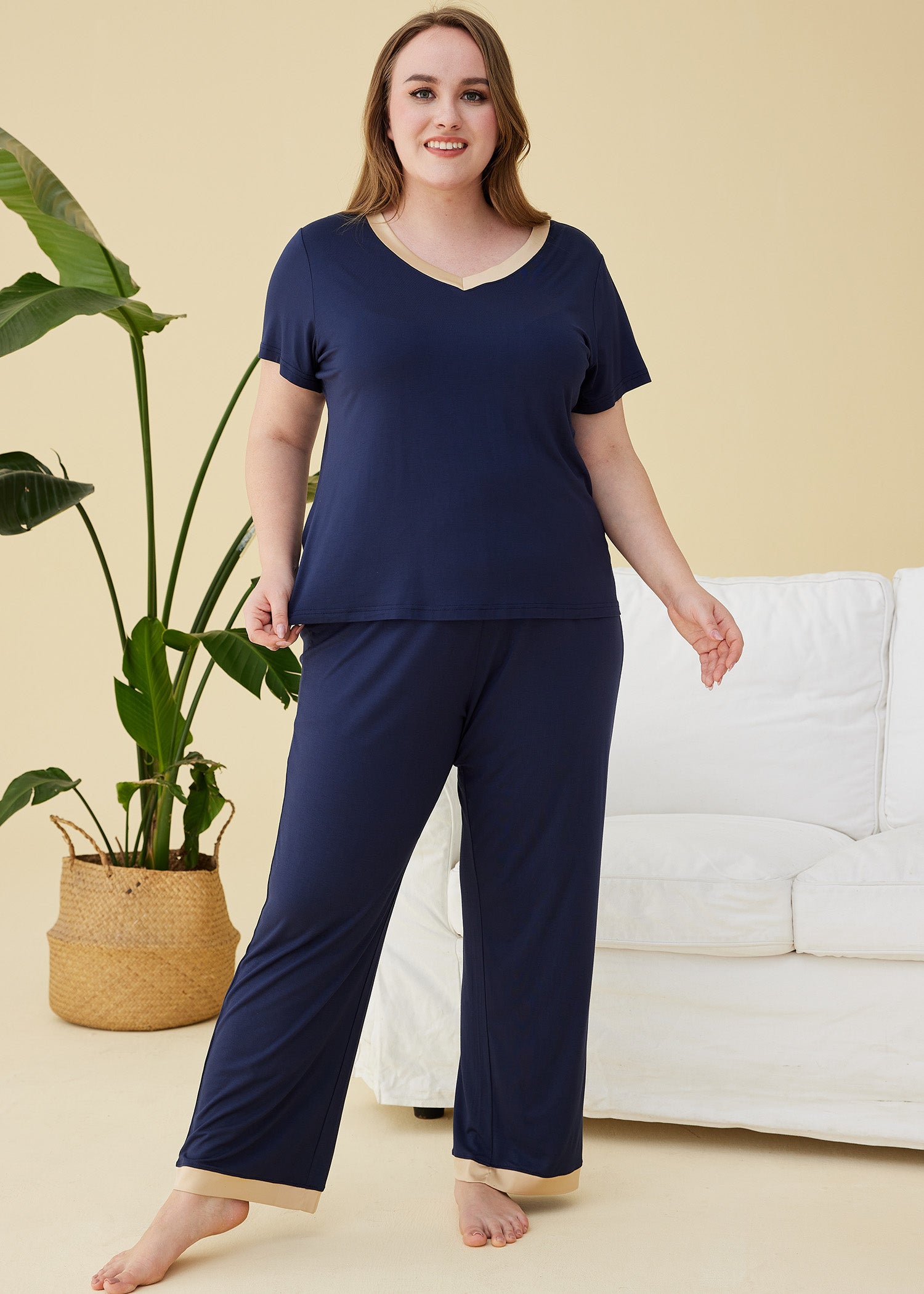 Women's Bamboo Sleepwear Set - Soft Short Sleeve Top & Comfortable Pants Pajamas for Lounge & Nightwear | Eco-Friendly Bamboo Fabric for All-Season Comfort