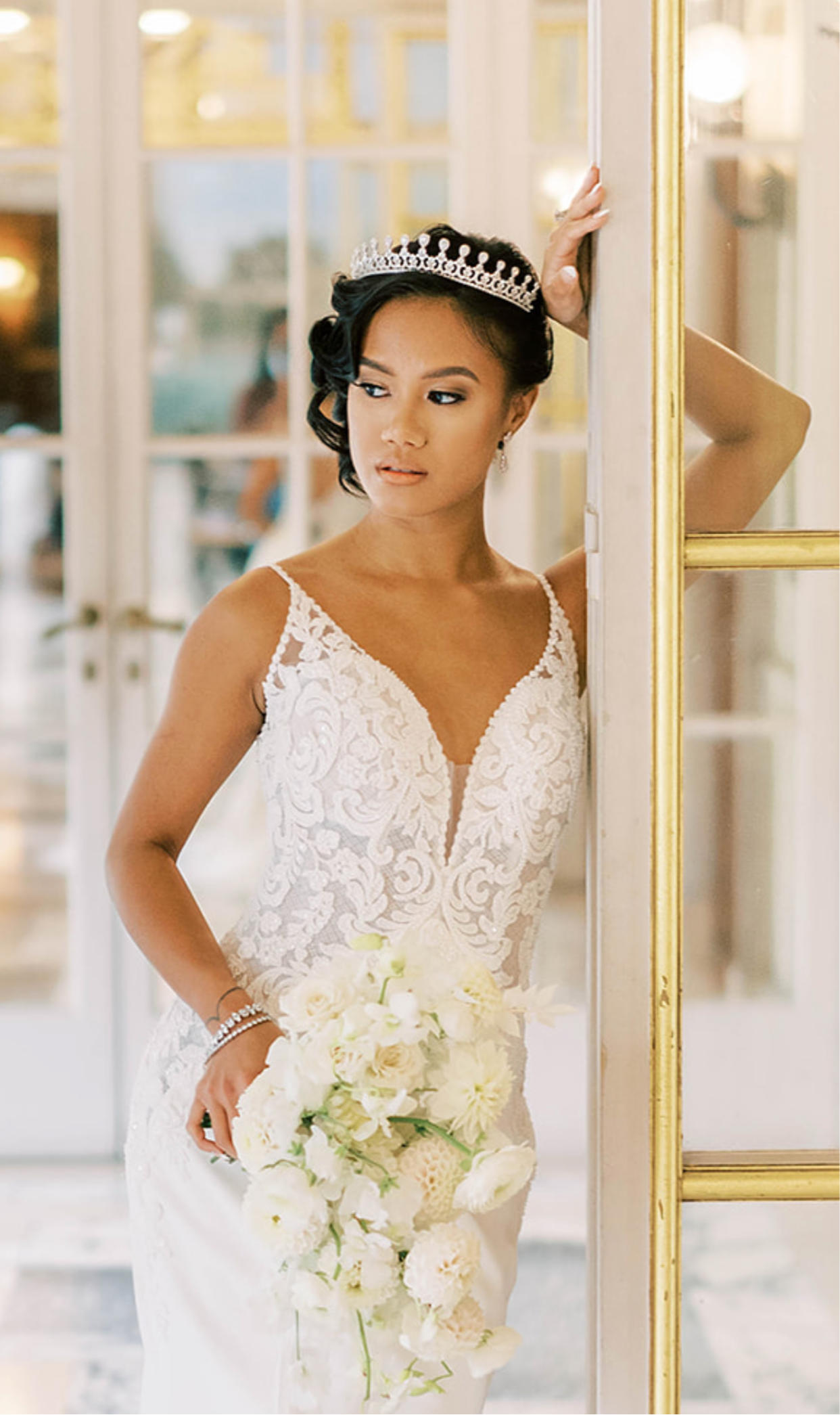 DAPHNE Bridal Tiara – Elegant Crystal Wedding Crown for Bride, Bridesmaid, and Flower Girl | Perfect for Weddings, Prom, Pageants, and Special Occasions