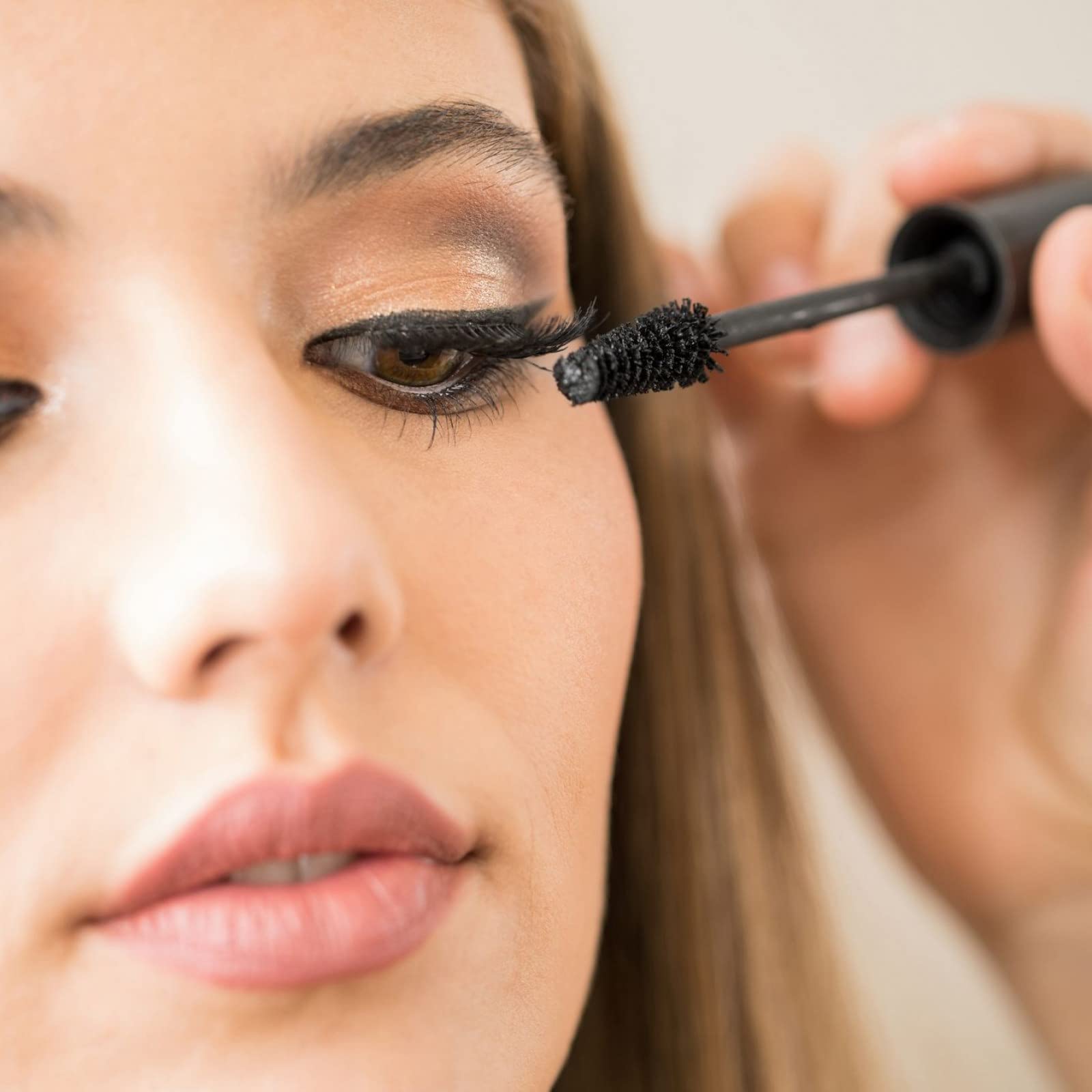 JEKANAZO'S Professional Makeup Kit - Waterproof Liquid Eyeliner, Black Kajal Pencil, 3-in-1 Eyeliner, Volumizing Mascara & Eyebrow Pencil (5-Piece Set) for Smokey Eyes, Winged Liner & Everyday Makeup Looks