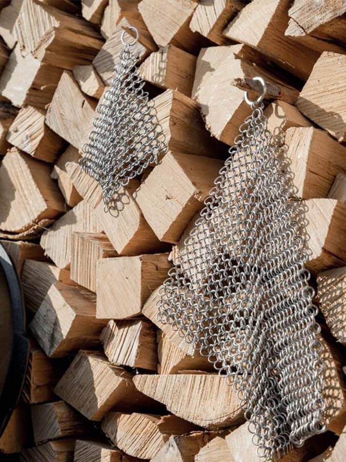 Petromax Chain Mail Cleaner for Cast Iron Pans - Heavy Duty Grill Scrubber for Rust Removal & Seasoning - Perfect for Outdoor Cooking & Camping