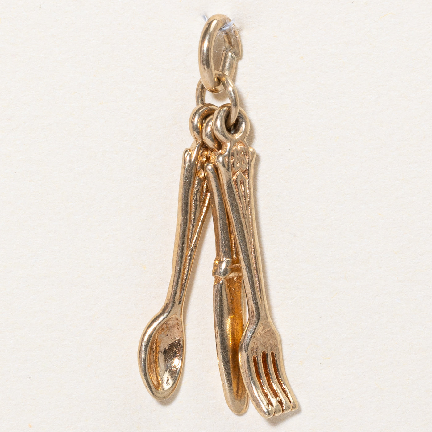 10K Yellow Gold Cutlery Charm Pendant - Elegant Fork and Spoon Necklace for Women, Perfect for Kitchen Lovers, Chefs & Foodies - Great Gift for Birthday, Anniversary & Culinary Enthusiasts