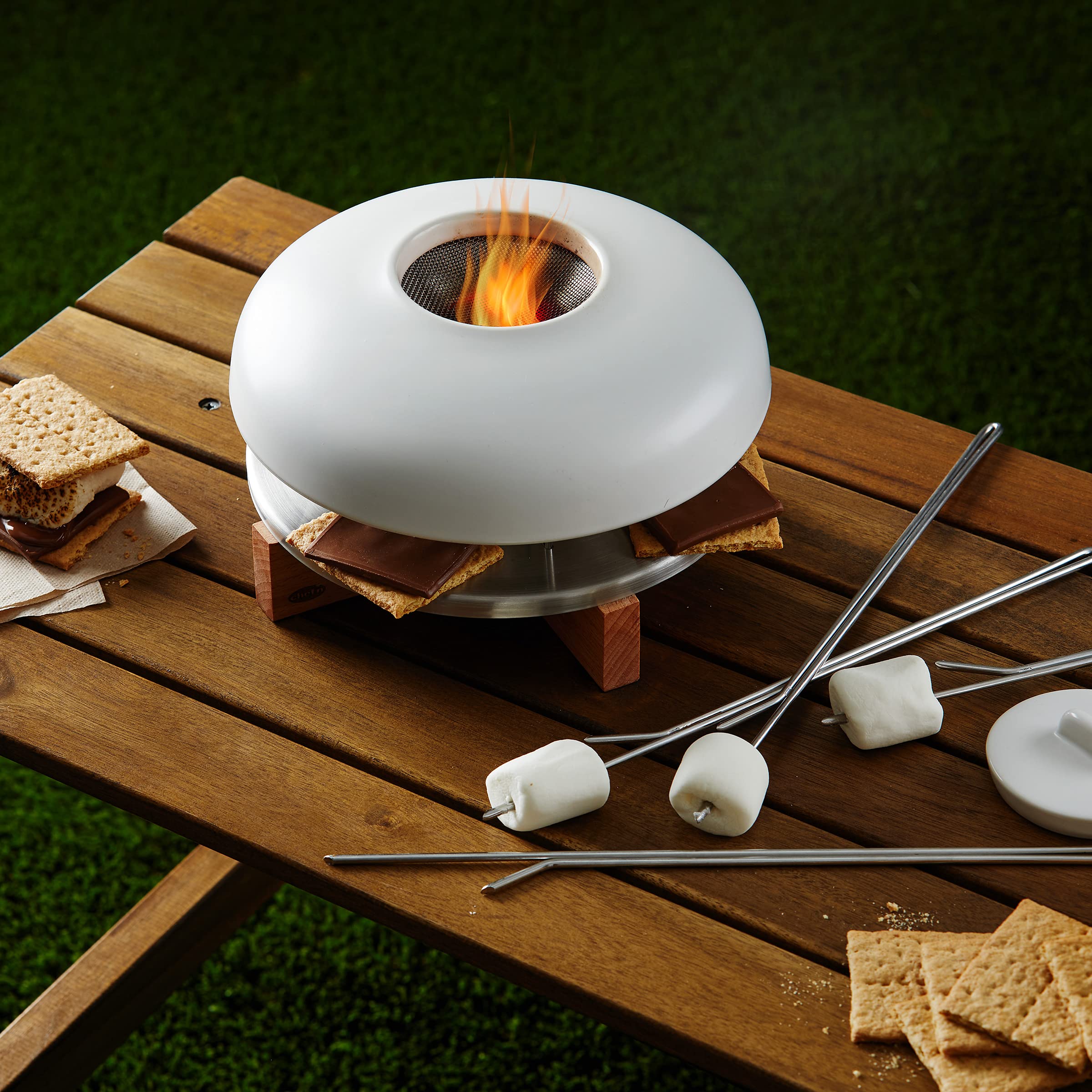 Chef’n Sweet Spot Tabletop S'mores Maker - Indoor & Outdoor Electric Marshmallow Roaster for Camping, Parties & Family Gatherings - White & Wood Design