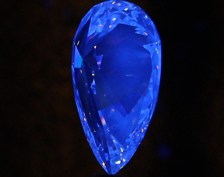 1.01 Carat F Color SI1 Clarity Pear Cut Diamond - Elegant Engagement Ring & Wedding Jewelry