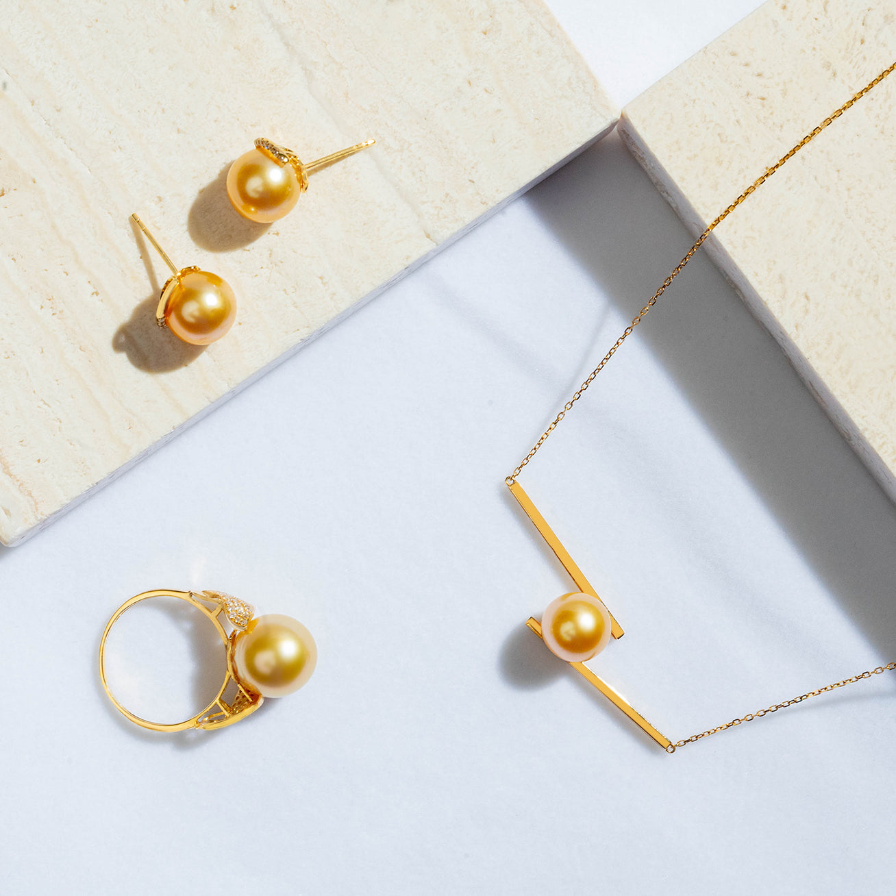 18K Solid Gold South Sea Pearl Earrings - Luxury Pearl Jewelry for Women - Elegant Gift for Wedding, Anniversary & Special Occasions